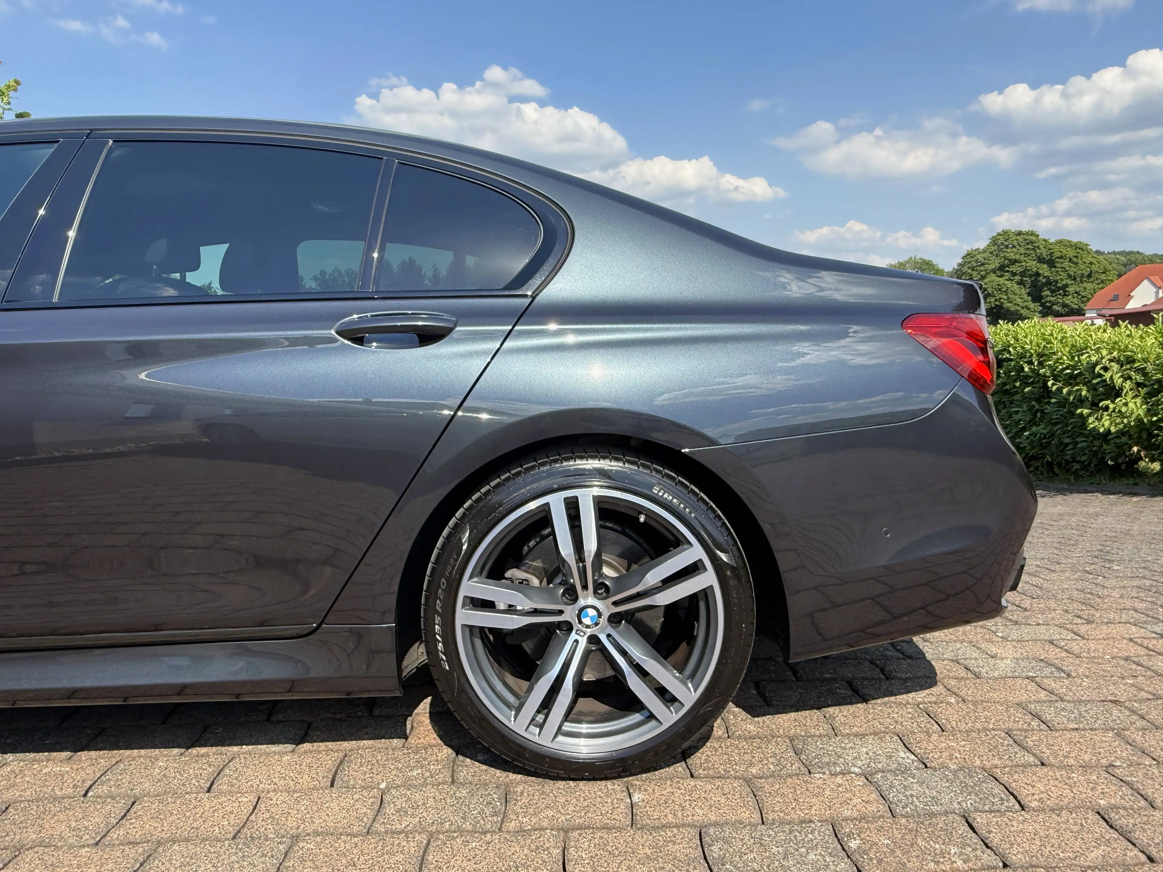 BMW 740 d xDrive Lim. M Sport HUD AHK Standheizung Massage — photo 7
