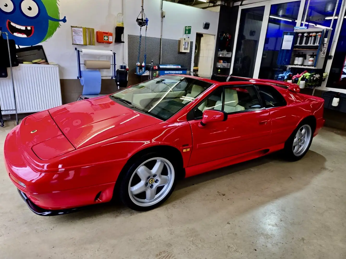 Lotus Esprit S4 2.0 -SAMMLERZZSTAND. Note 1! Червоний - 1