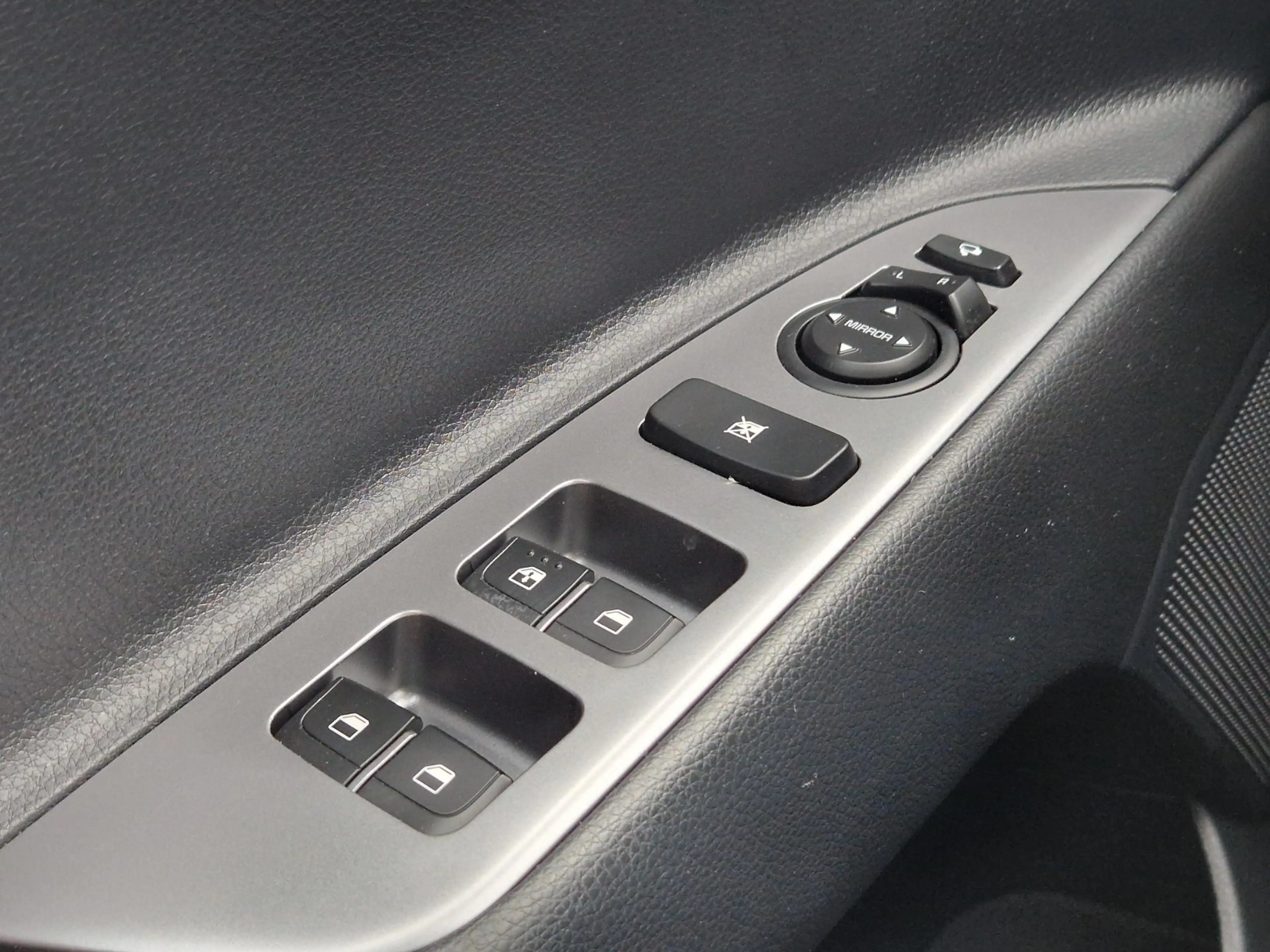Kia Rio 1.0 T-GDi MHEV GT-Line STUUR/STOEL VERW. CARPLAY — photo 14