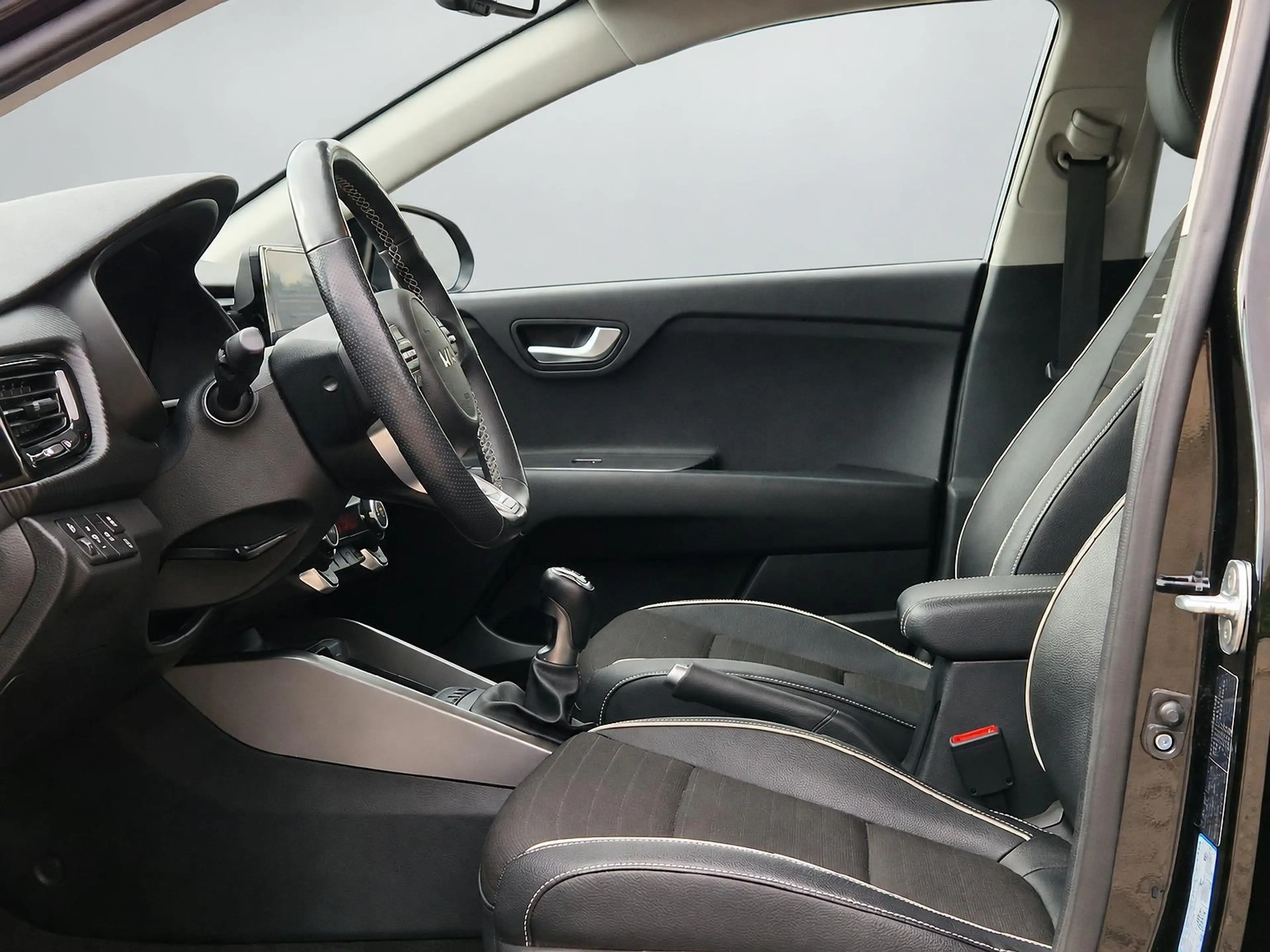 Kia Rio 1.0 T-GDi MHEV GT-Line STUUR/STOEL VERW. CARPLAY — photo 7