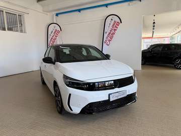 1.2 hybrid GS 110cv dct6 AUTO 2025 Km 14000 Bicolor