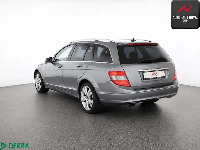Mercedes-Benz T-Class view 3
