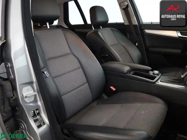 Mercedes-Benz T-Class view 11