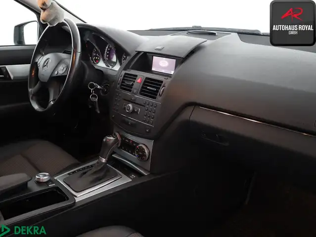 Mercedes-Benz T-Class view 10