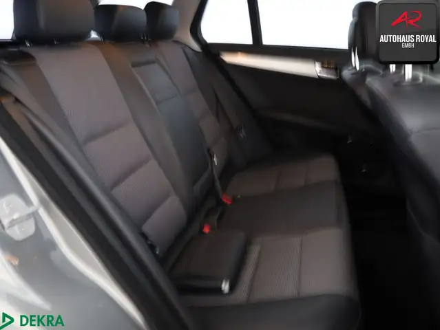 Mercedes-Benz T-Class view 12