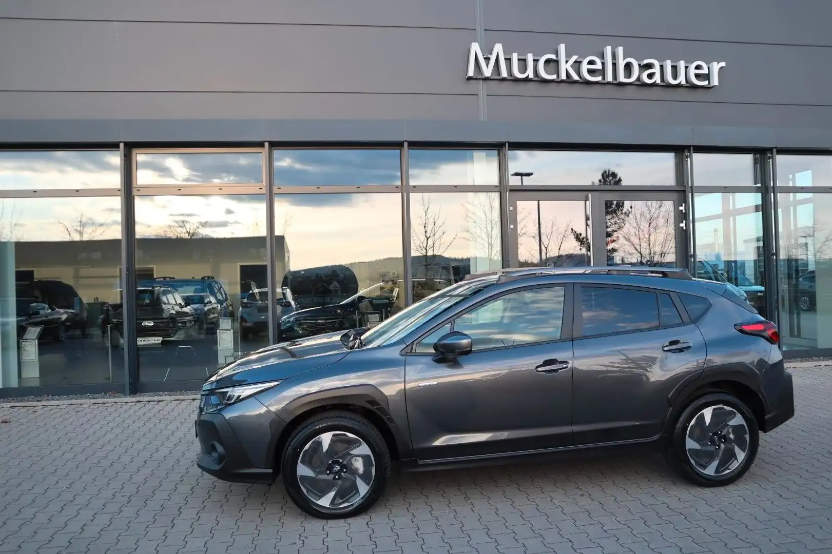 Subaru Crosstrek Platinum neues Modelljahr sofort Grau - 1