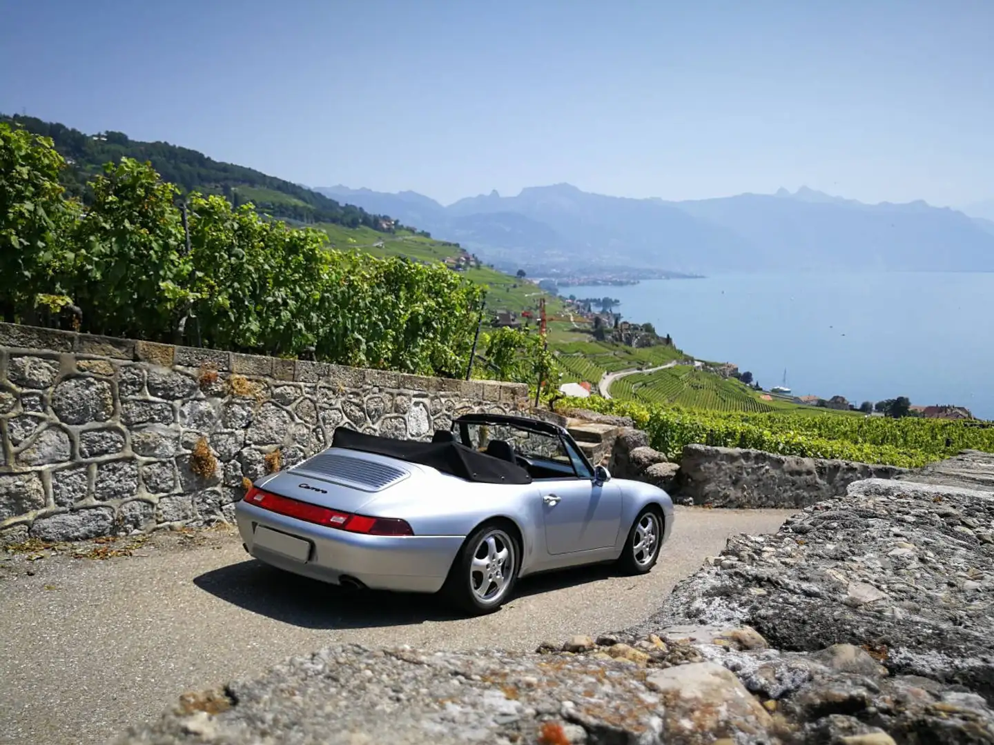 Porsche 993 Cabrio. b.manuel.115000 km. Argent - 2