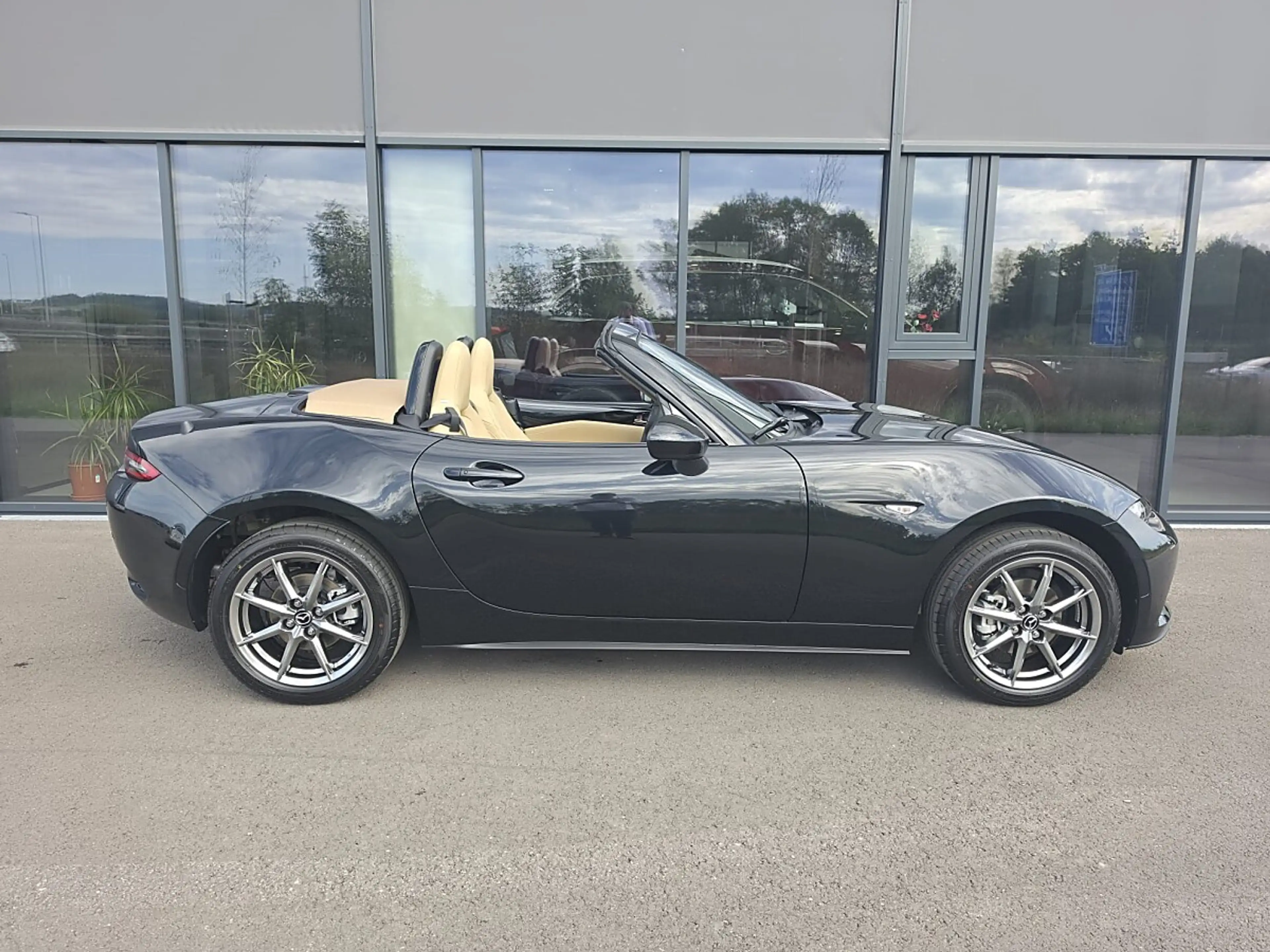 Mazda MX-5 ST G136 Skyactiv Kazari — photo 5