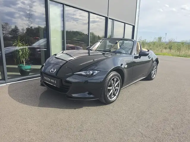 Mazda MX-5 ST G136 Skyactiv Kazari