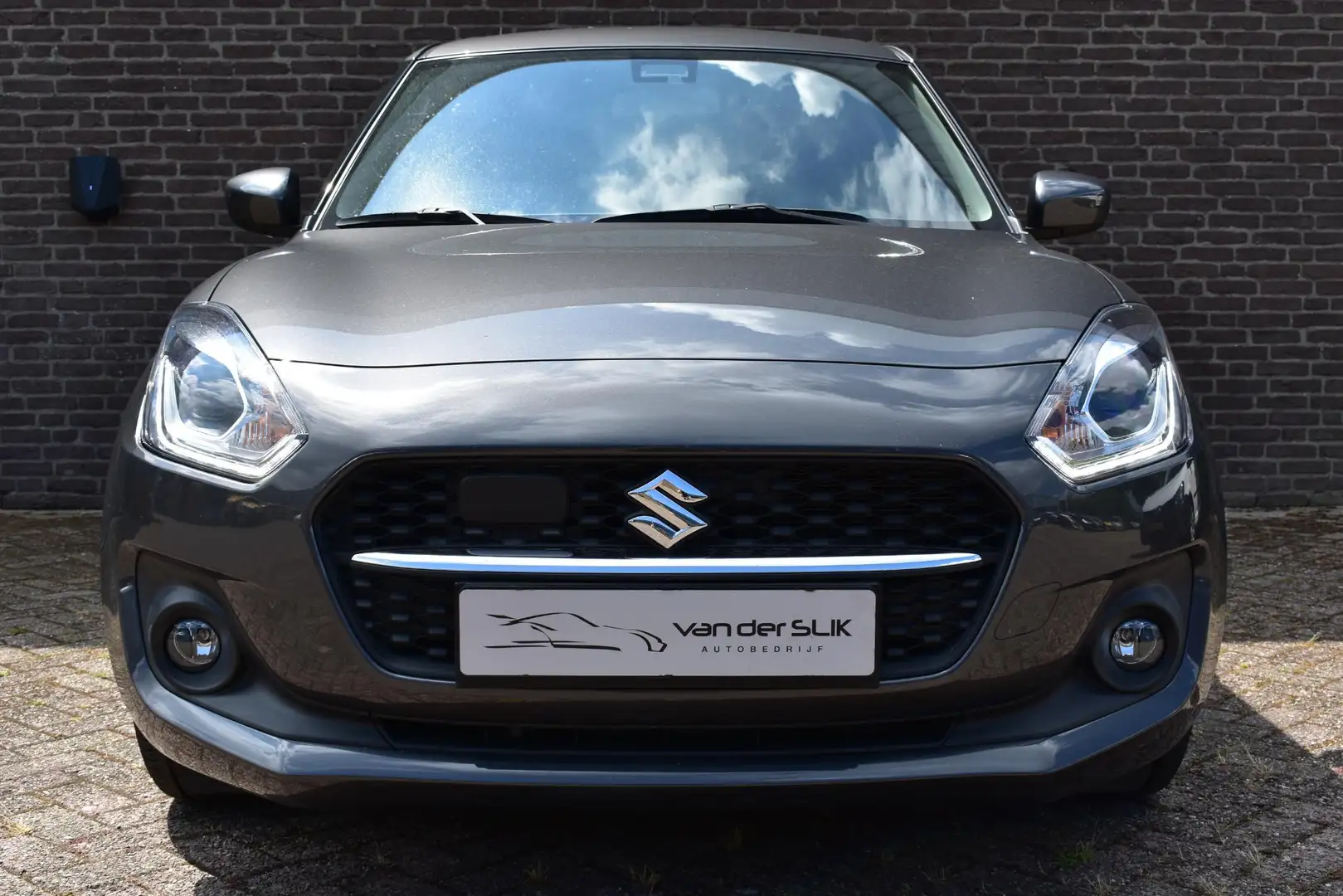 Suzuki Swift 1.2 Select Smart Hybrid 1e Eigenaar, Apple Carplay Gris - 2