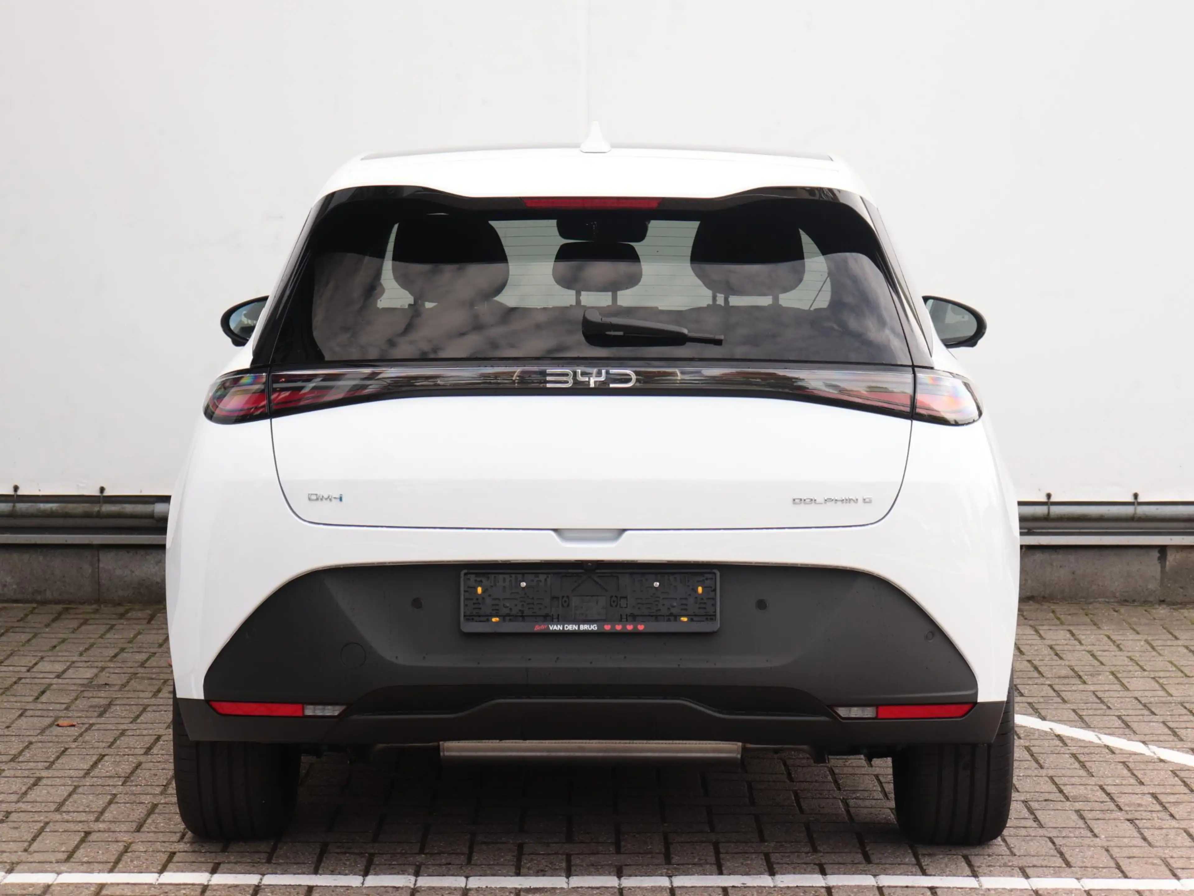 BYD Dolphin G 1.5L DM-i Comfort | Oxford White! | 105km elektris — photo 5