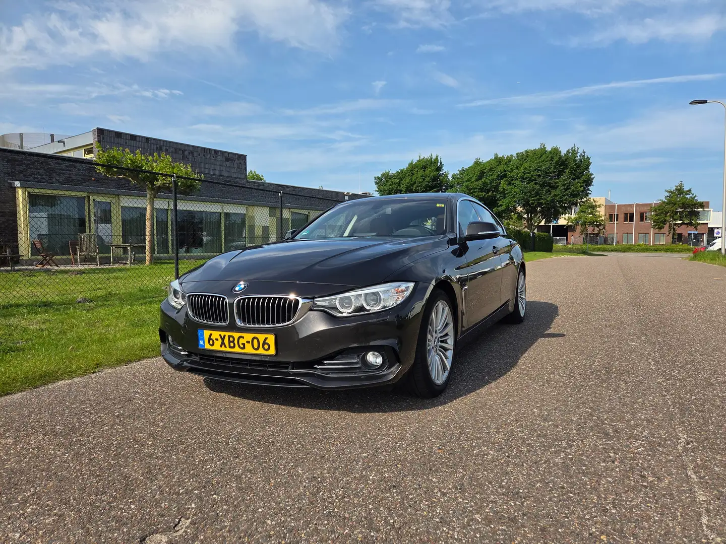 BMW 420 420 420i High Executive Bruin - 2