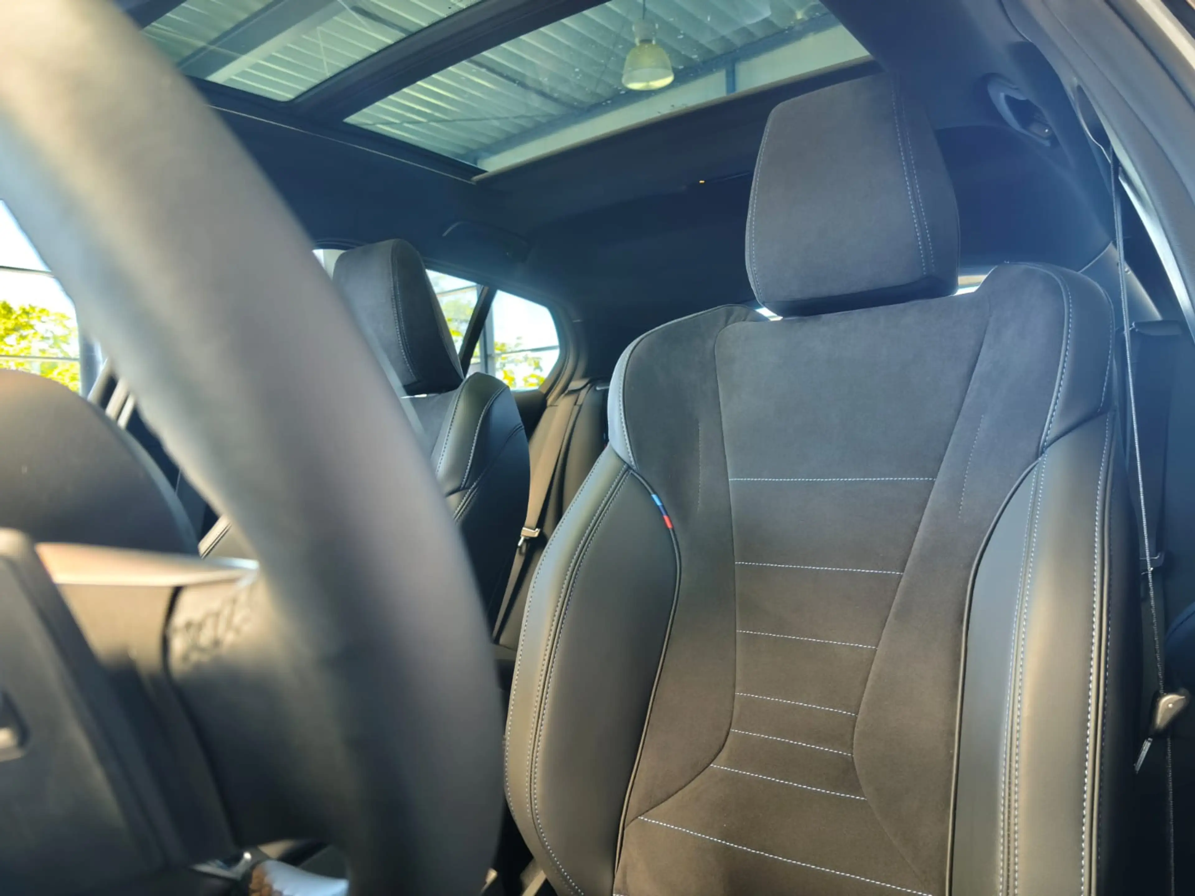 BMW 120 i M Sport PANO/Dr.As+/19"/ACC — photo 15