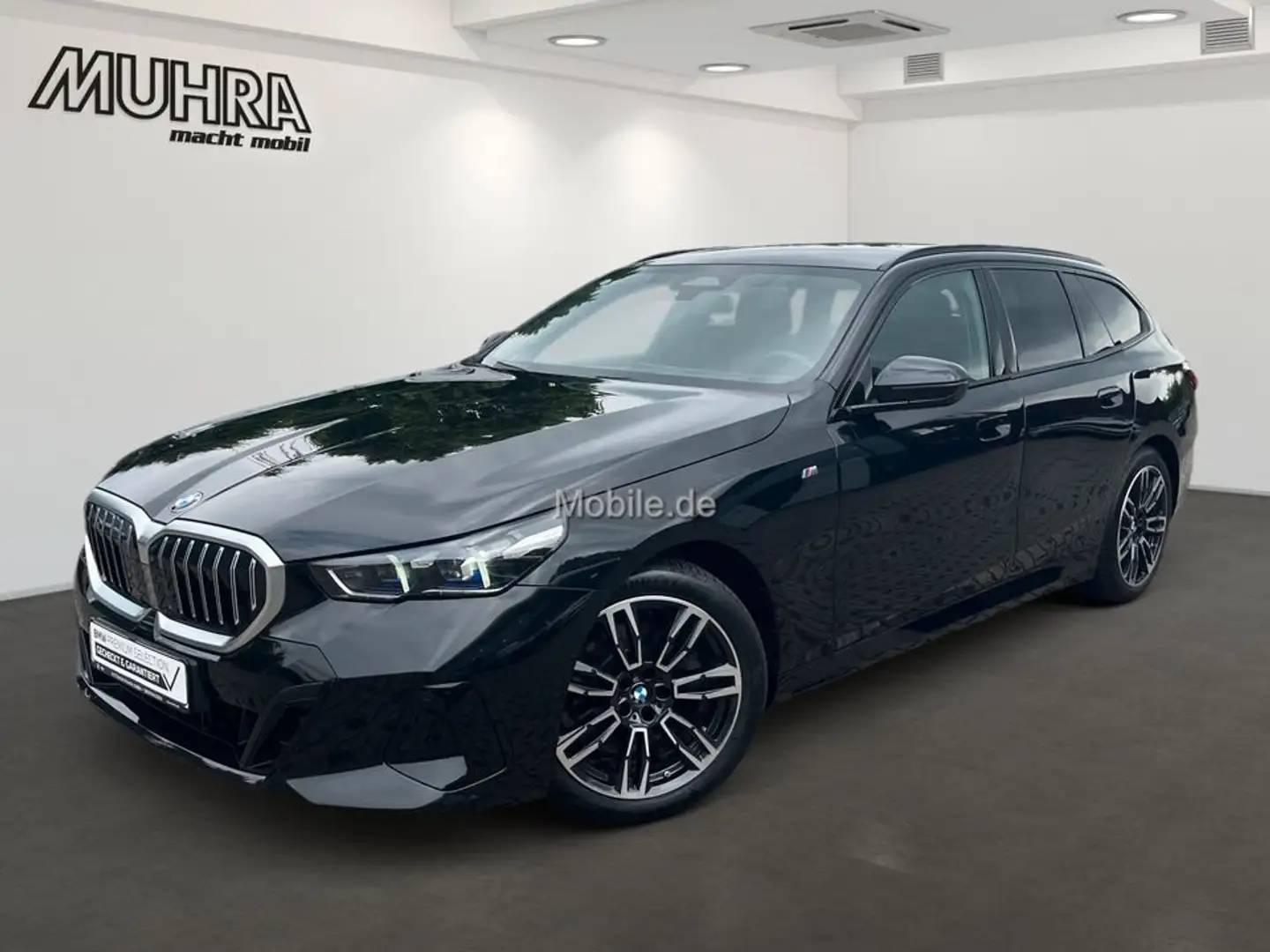 BMW 520 d Touring M Sport Pano AHK HUD Sthzg. DA+ DAB Noir - 2