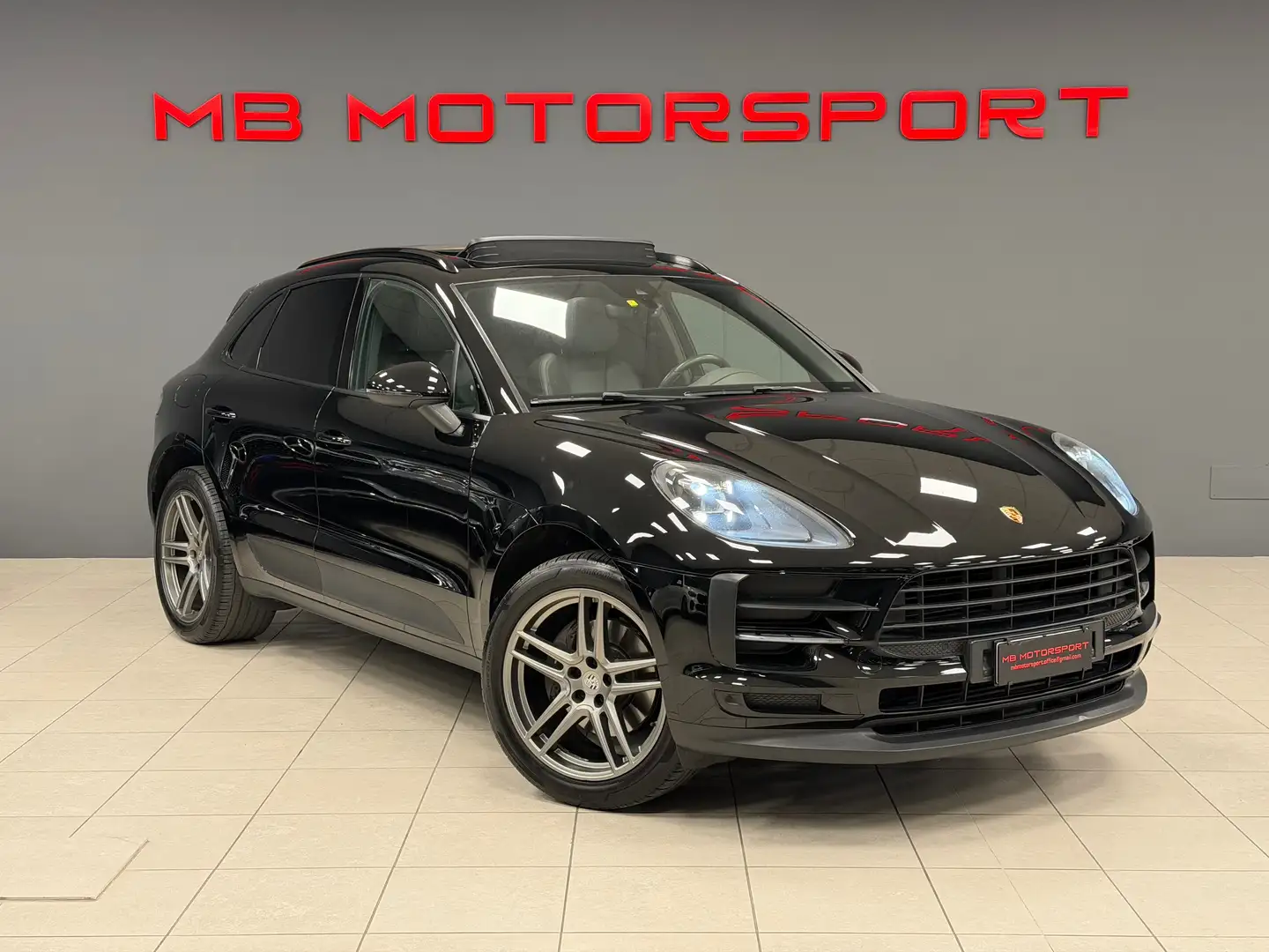 Porsche Macan Macan 2.0 245cv pdk Noir - 1