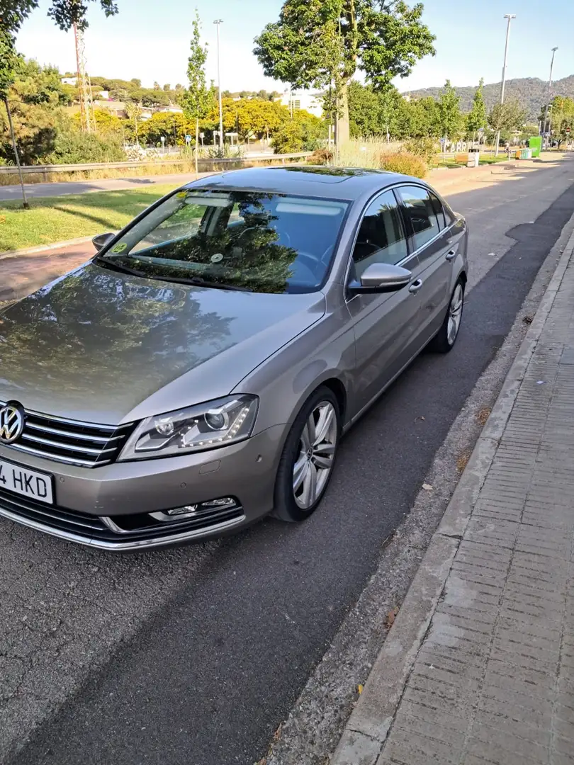 Volkswagen Passat 2.0 Blue TDI SCR Highline - 1