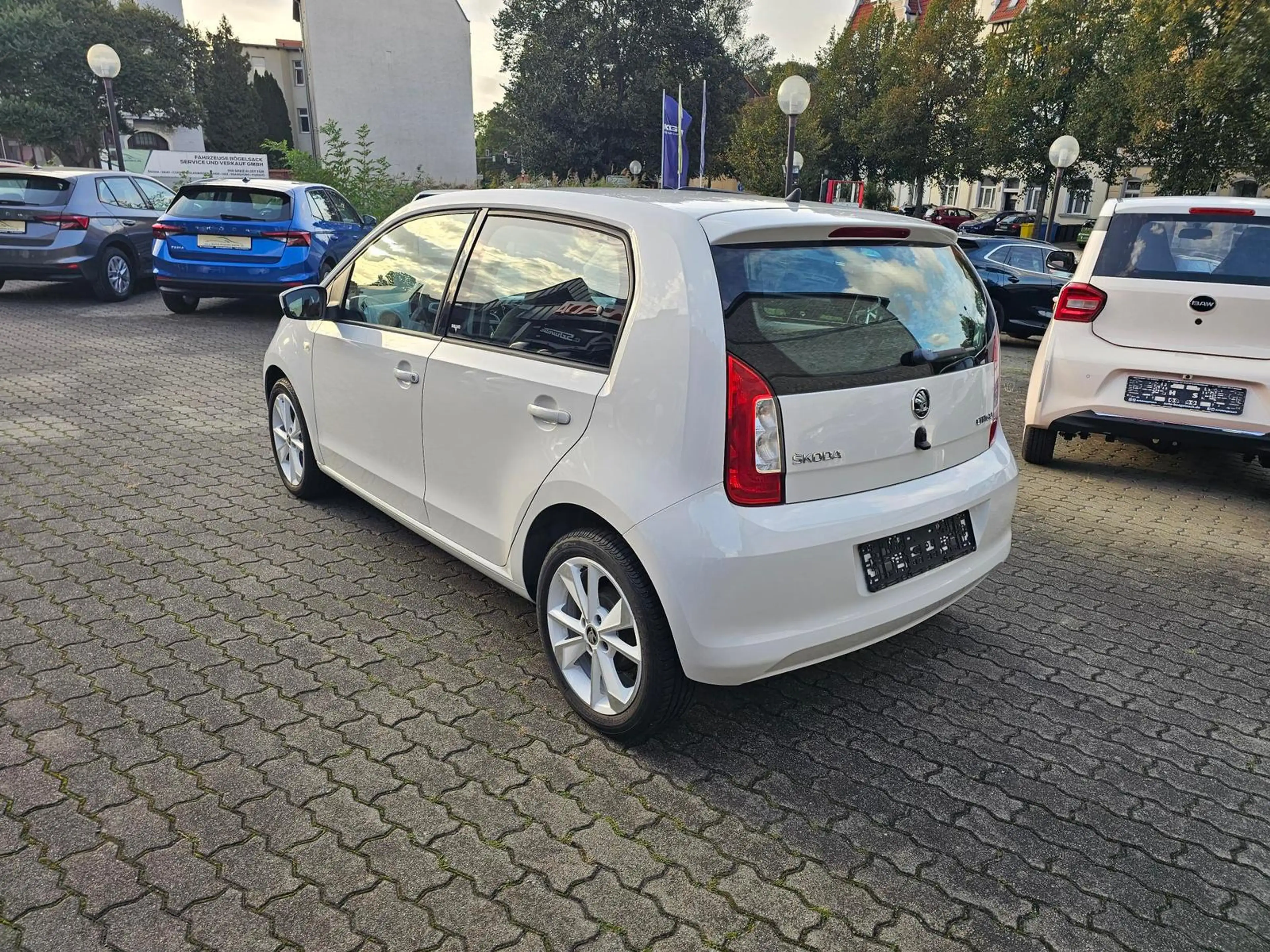 Skoda Citigo 1.0 MPI SOUND+5-TÜREN+ALU'16+WKR+2.HAND — photo 4