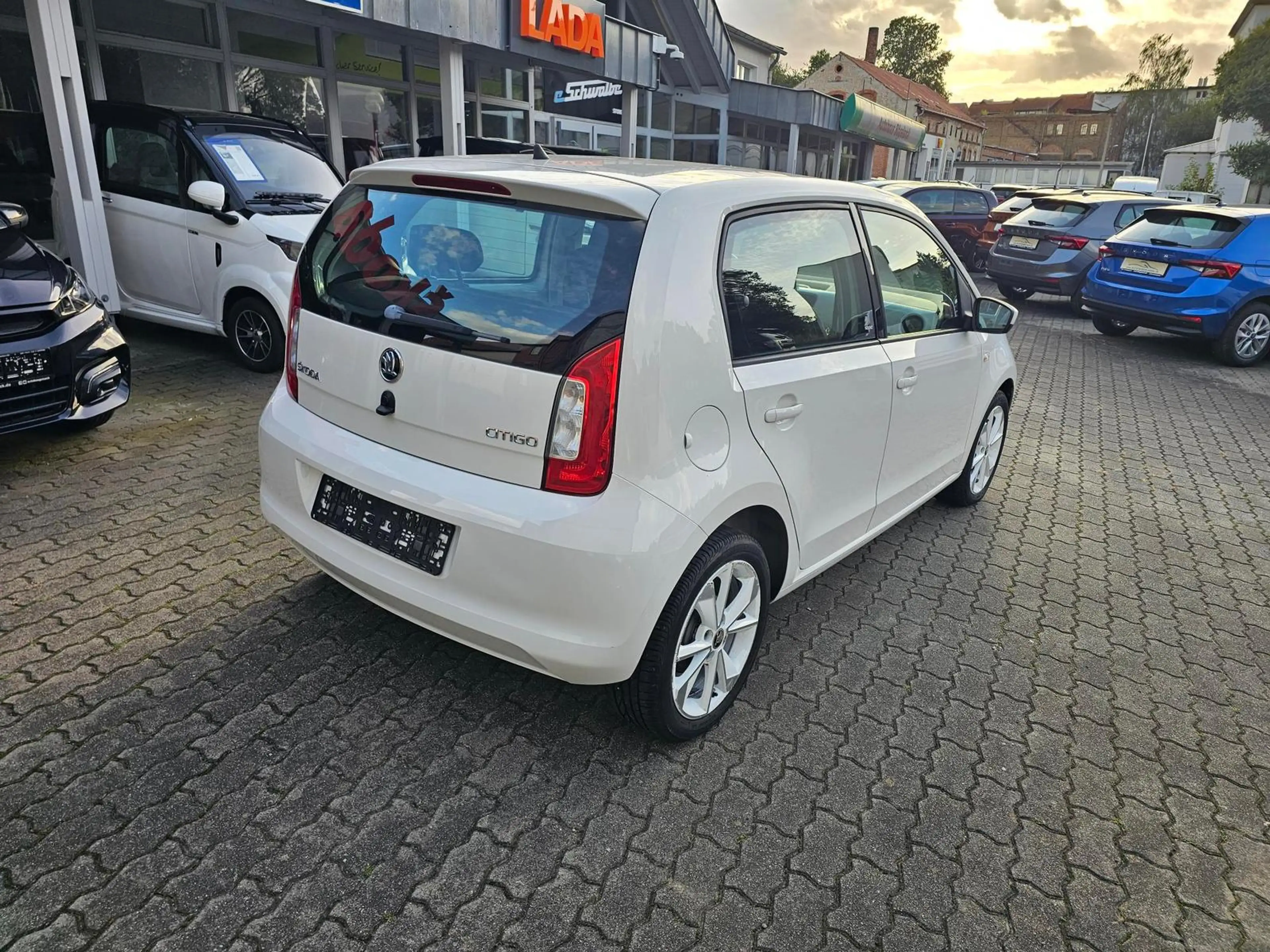 Skoda Citigo 1.0 MPI SOUND+5-TÜREN+ALU'16+WKR+2.HAND — photo 3