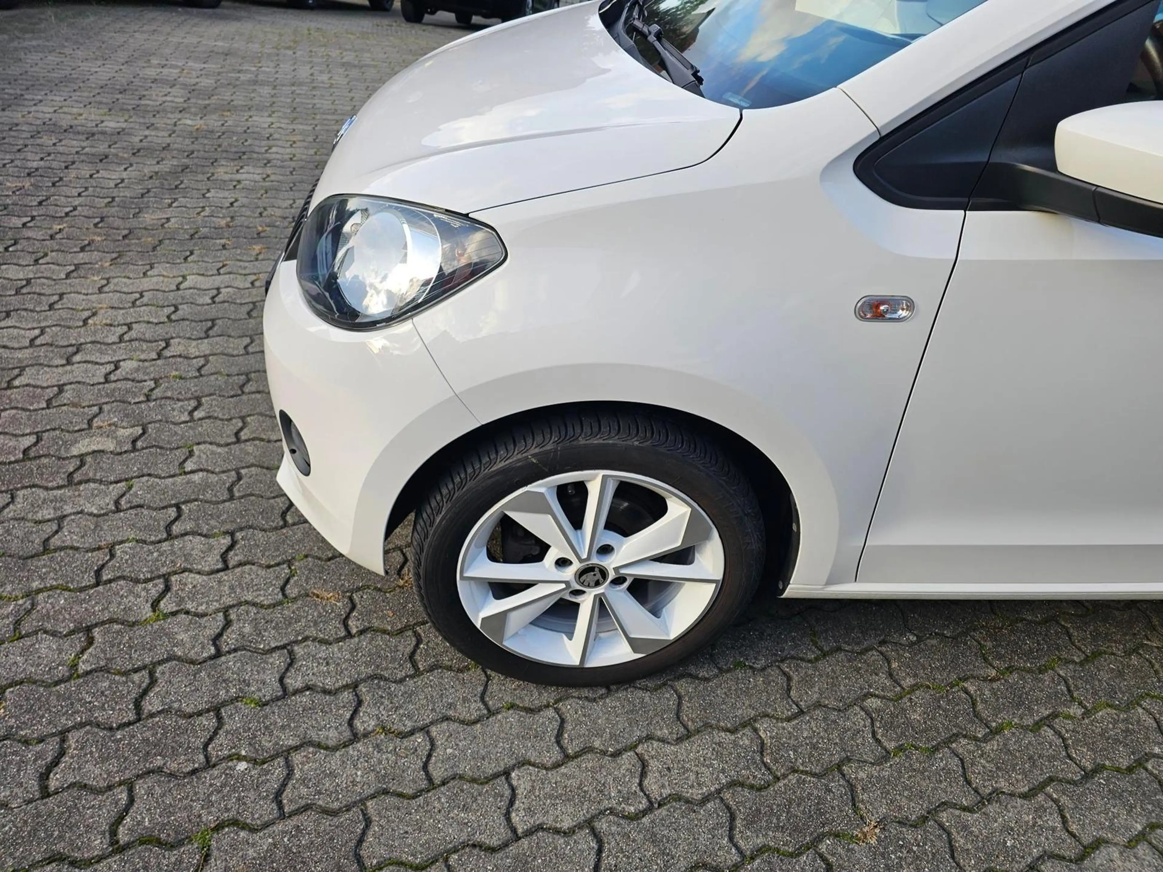 Skoda Citigo 1.0 MPI SOUND+5-TÜREN+ALU'16+WKR+2.HAND — photo 5