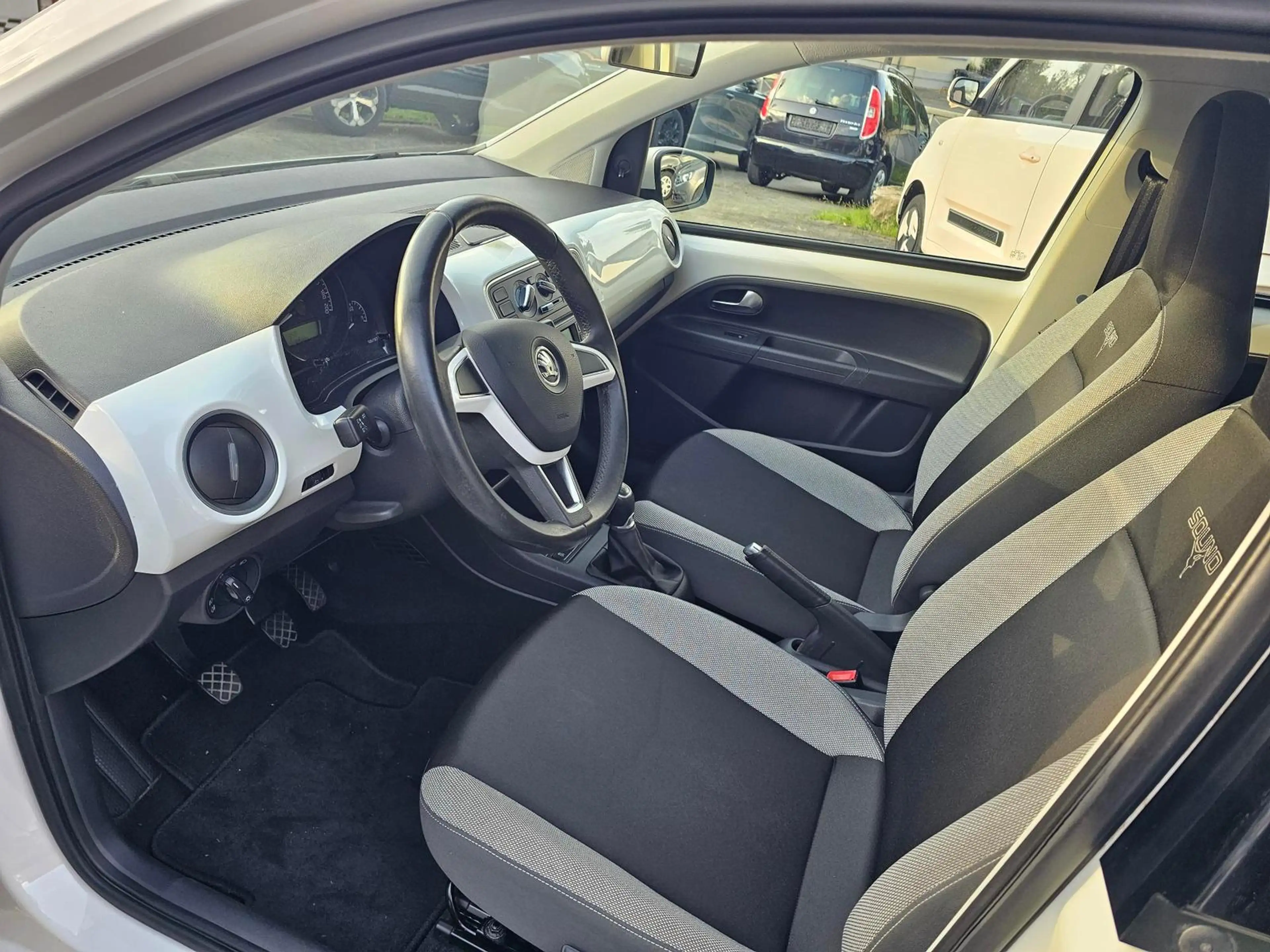 Skoda Citigo 1.0 MPI SOUND+5-TÜREN+ALU'16+WKR+2.HAND — photo 13