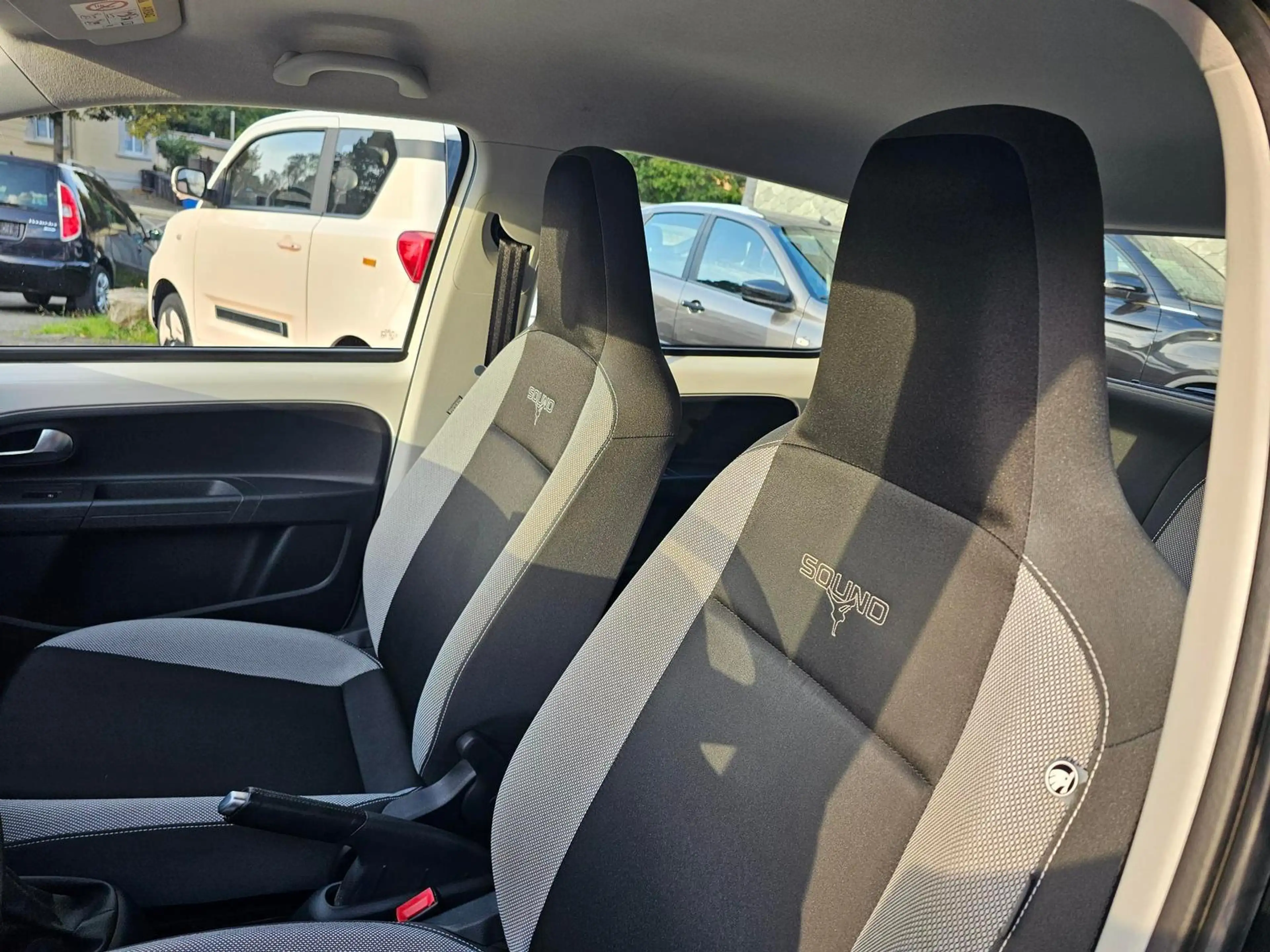 Skoda Citigo 1.0 MPI SOUND+5-TÜREN+ALU'16+WKR+2.HAND — photo 14
