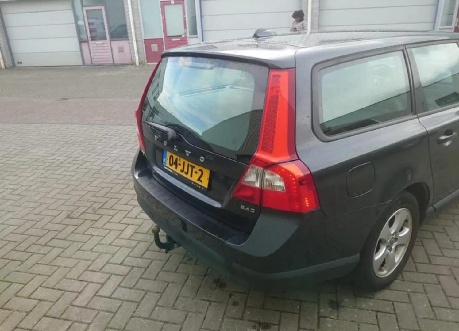 Volvo V70 2.4D Limited Edition Grijs - 2