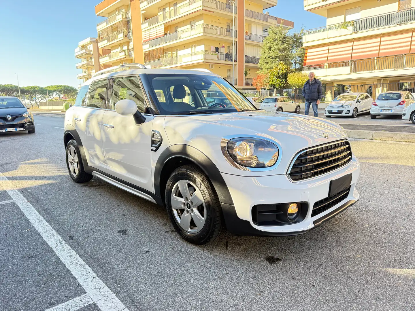 MINI One D Countryman 1.5 CDI LED PDC NAVI BLUETOOTH CERCHI 16 Weiß - 2