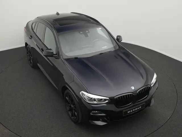 BMW M4 view 12