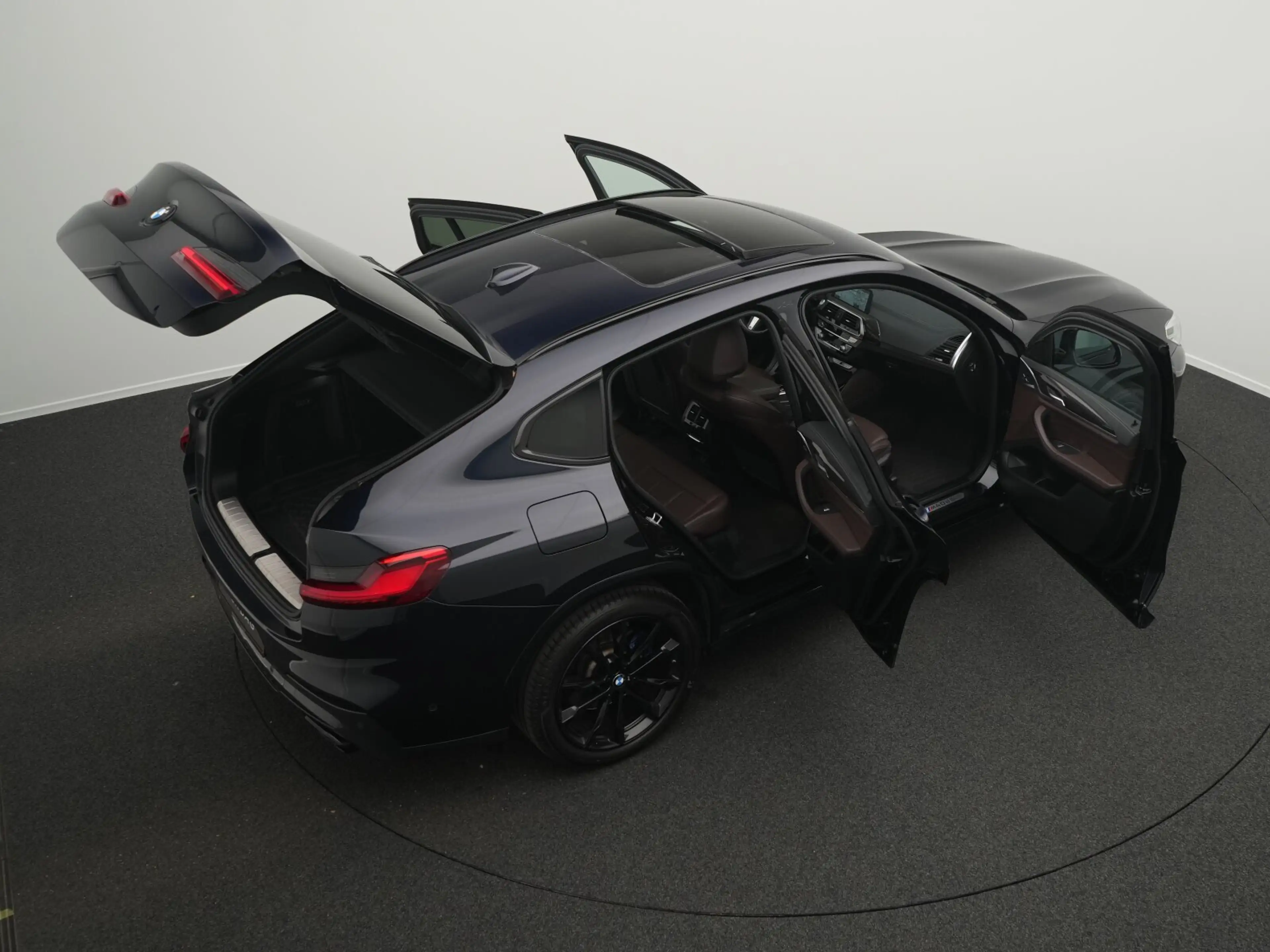 BMW M4 X4 M40d — photo 15
