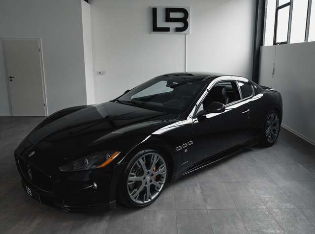 Imagine Maserati GranTurismo S *F1*Carbon*Sportabgas*Alcantara*