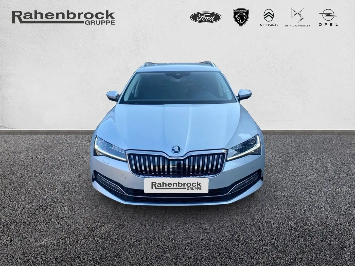 Skoda Superb Combi 1.5 TSI ACT Style OPF Silber - 2
