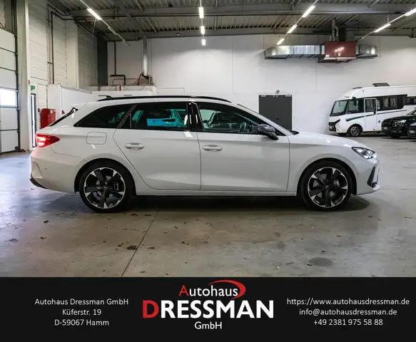 Cupra Leon view 4