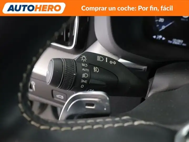 Volvo XC60 2019, foto 32