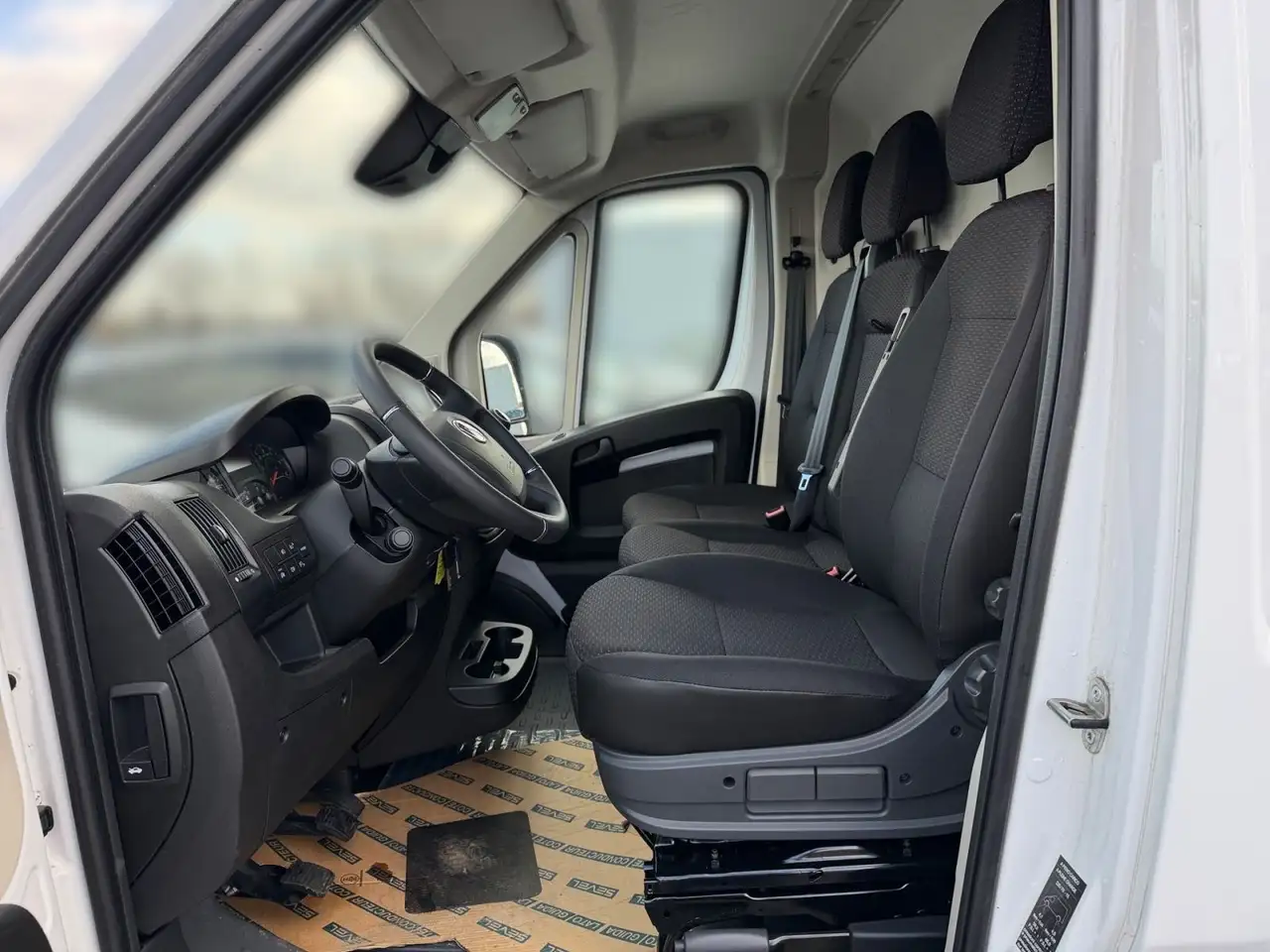 Fiat Ducato 2.2 Multijet3 L4H2 35 Maxi 6-MT Easy Pro 7