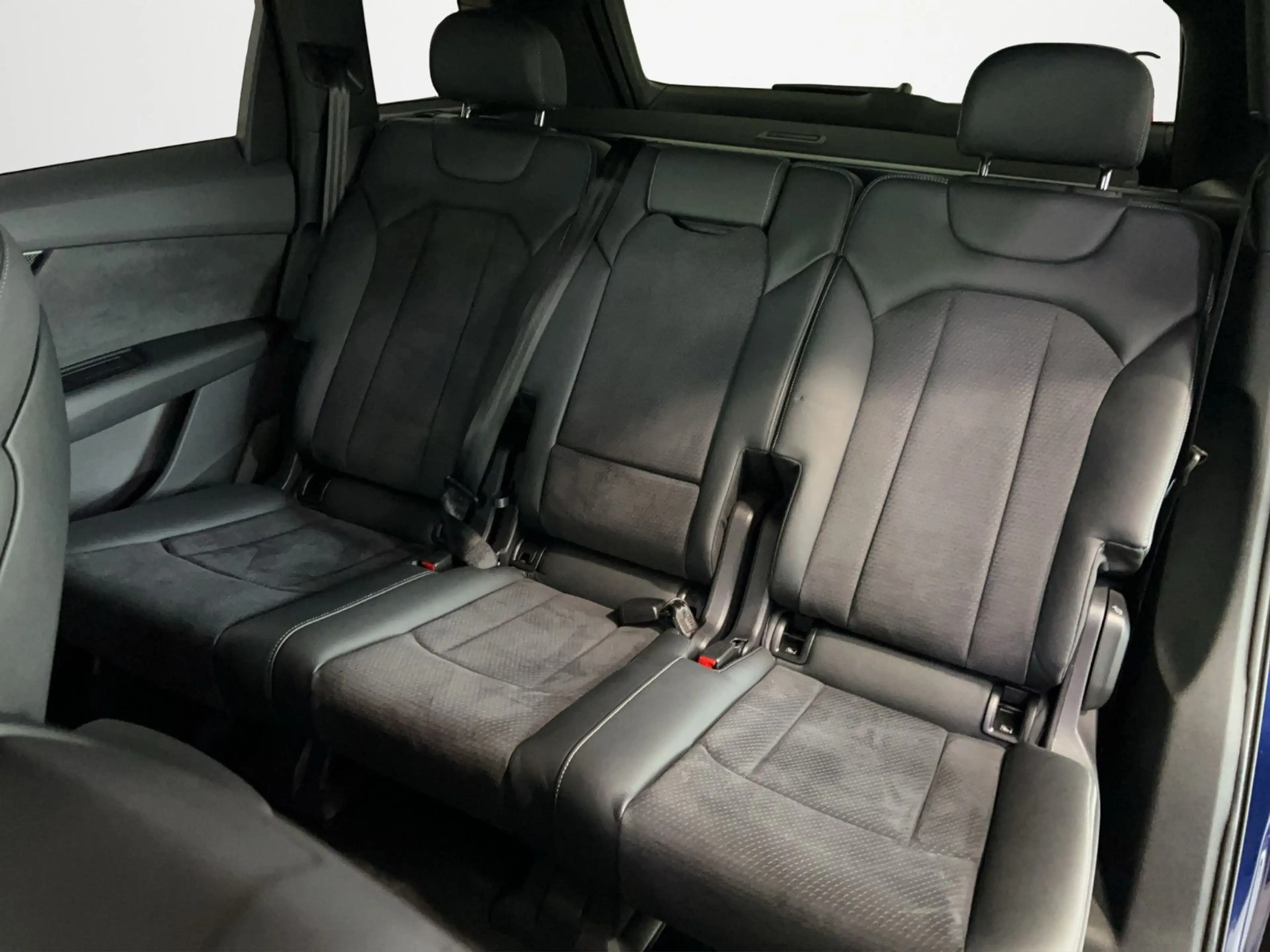 Audi Q7 45 TDI quattro S-Line competion plus AHK+Pano — photo 13