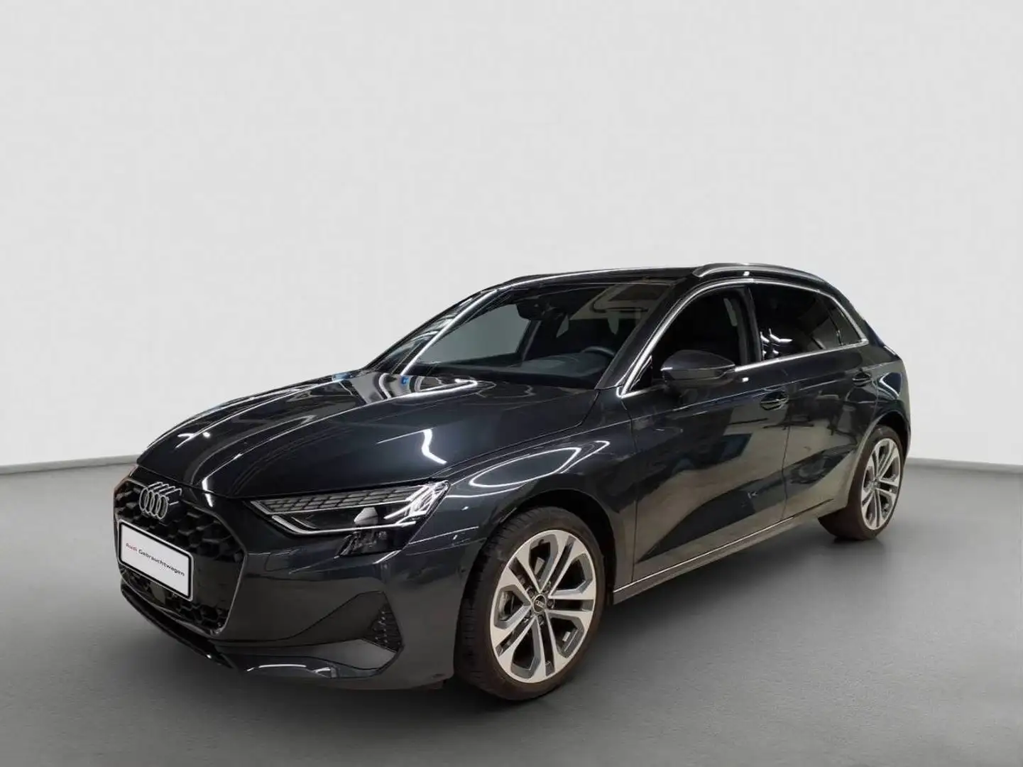 Audi A3 Sportback 30 TFSI S tr. LED HUD Navi 18 Cam Grau - 2