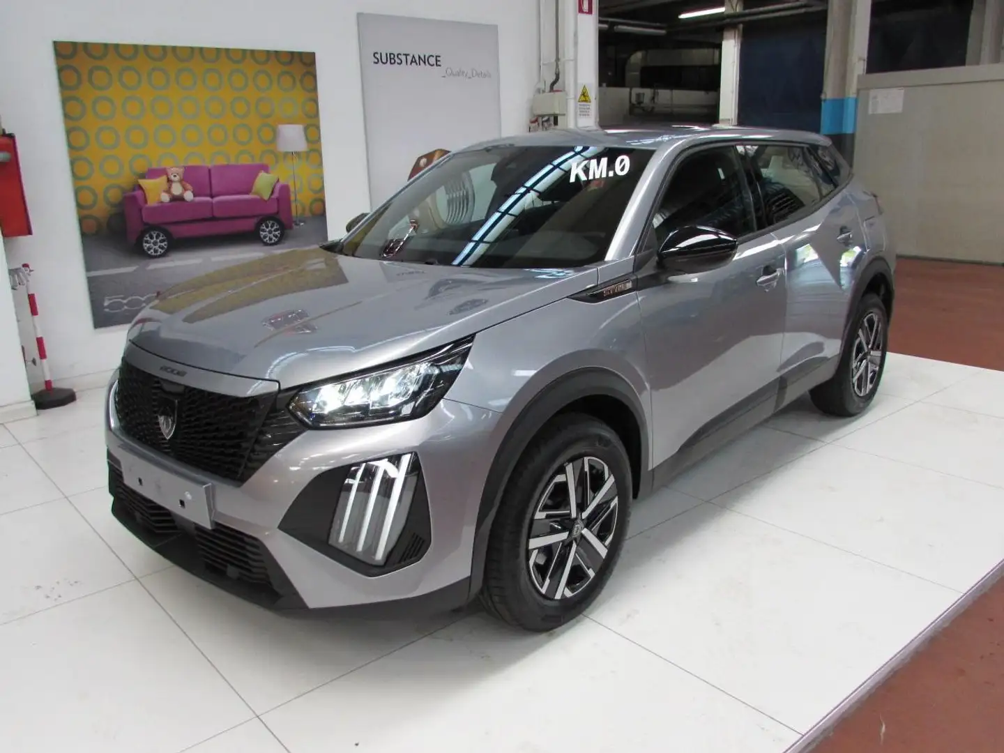 Peugeot 2008 2008 1.2 puretech Style KM ZERO Grigio - 1