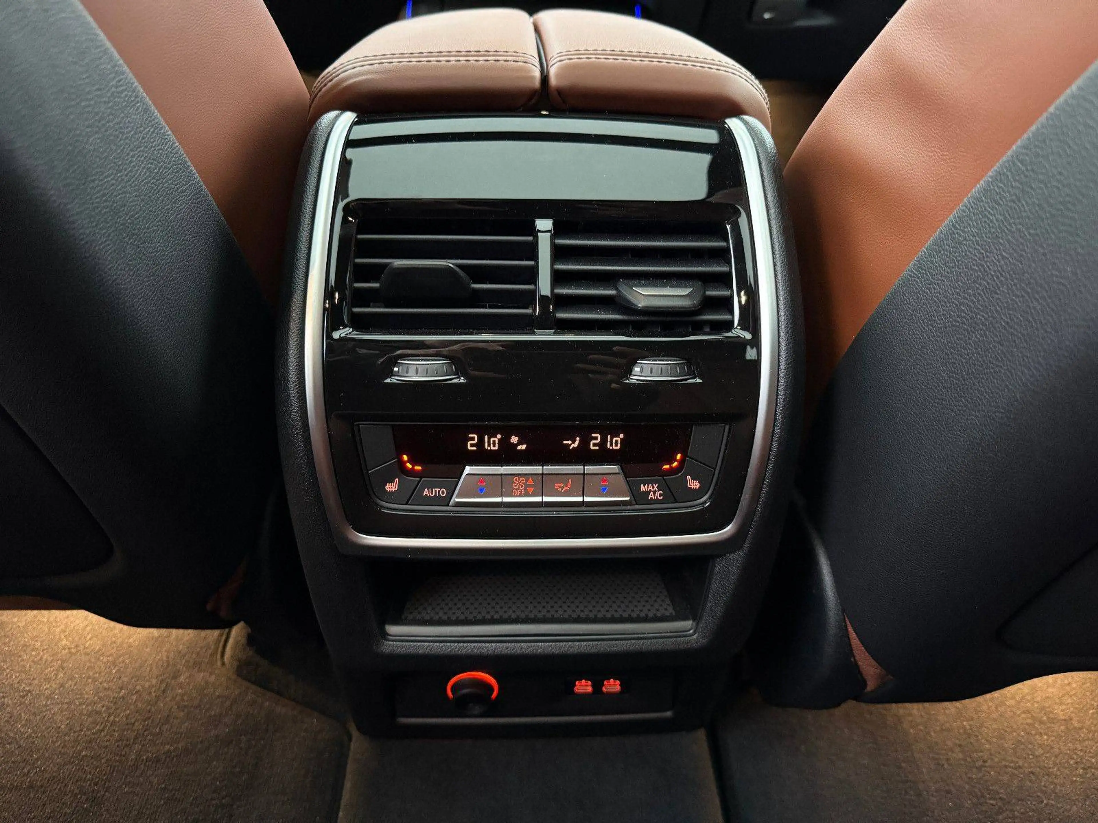 BMW X5 xDrive 40 d M Sport — photo 10