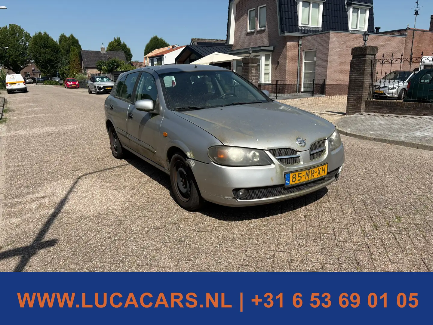 Nissan Almera 2.2 dCi Acenta Airco Grau - 2