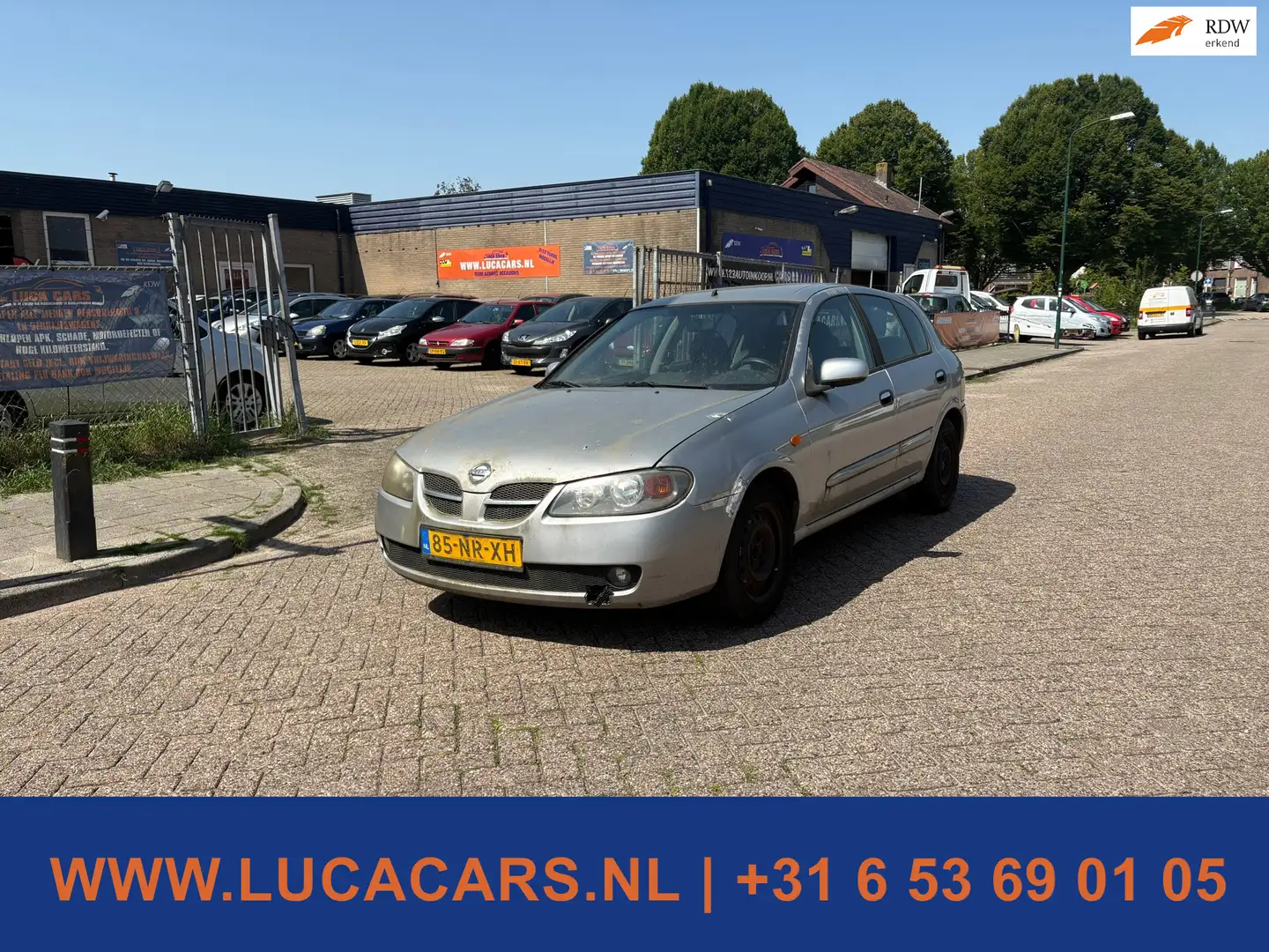 Nissan Almera 2.2 dCi Acenta Airco Grau - 1