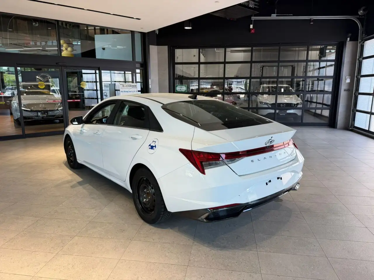 Hyundai ELANTRA снимка Hyundai ELANTRA