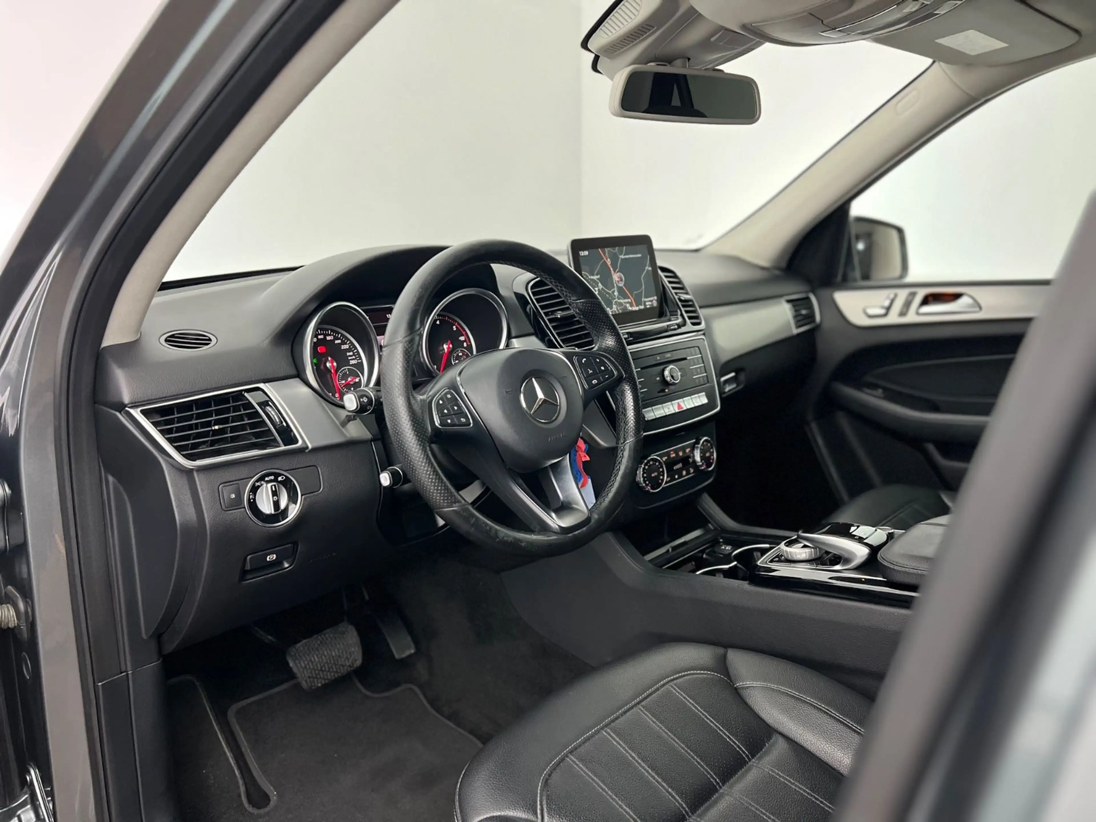 Mercedes-Benz GLE 250 GLE / 4x4 / GARANTIE / 1.HAND / LED / ILS/ — photo 15
