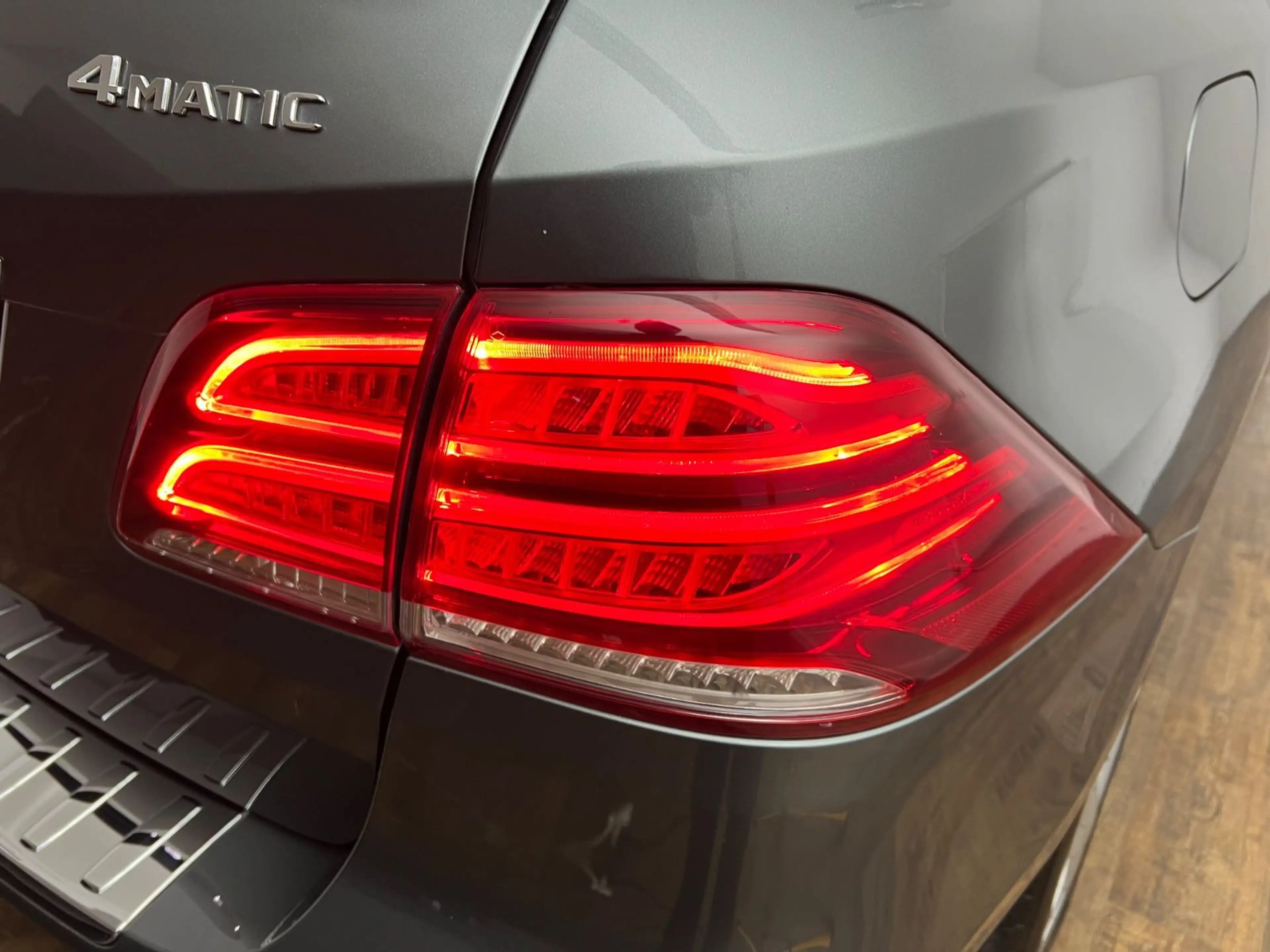 Mercedes-Benz GLE 250 GLE / 4x4 / GARANTIE / 1.HAND / LED / ILS/ — photo 42
