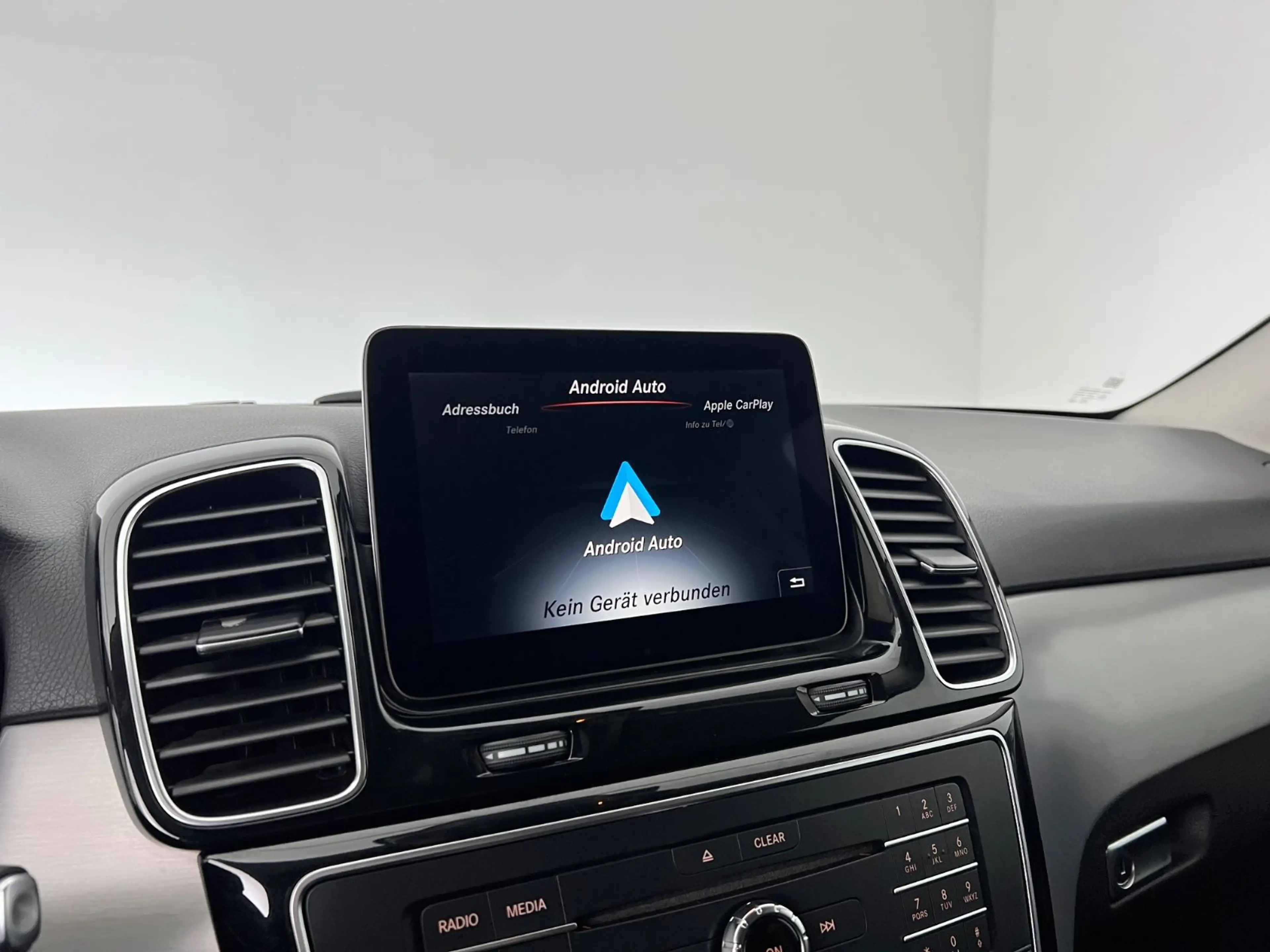 Mercedes-Benz GLE 250 GLE / 4x4 / GARANTIE / 1.HAND / LED / ILS/ — photo 34