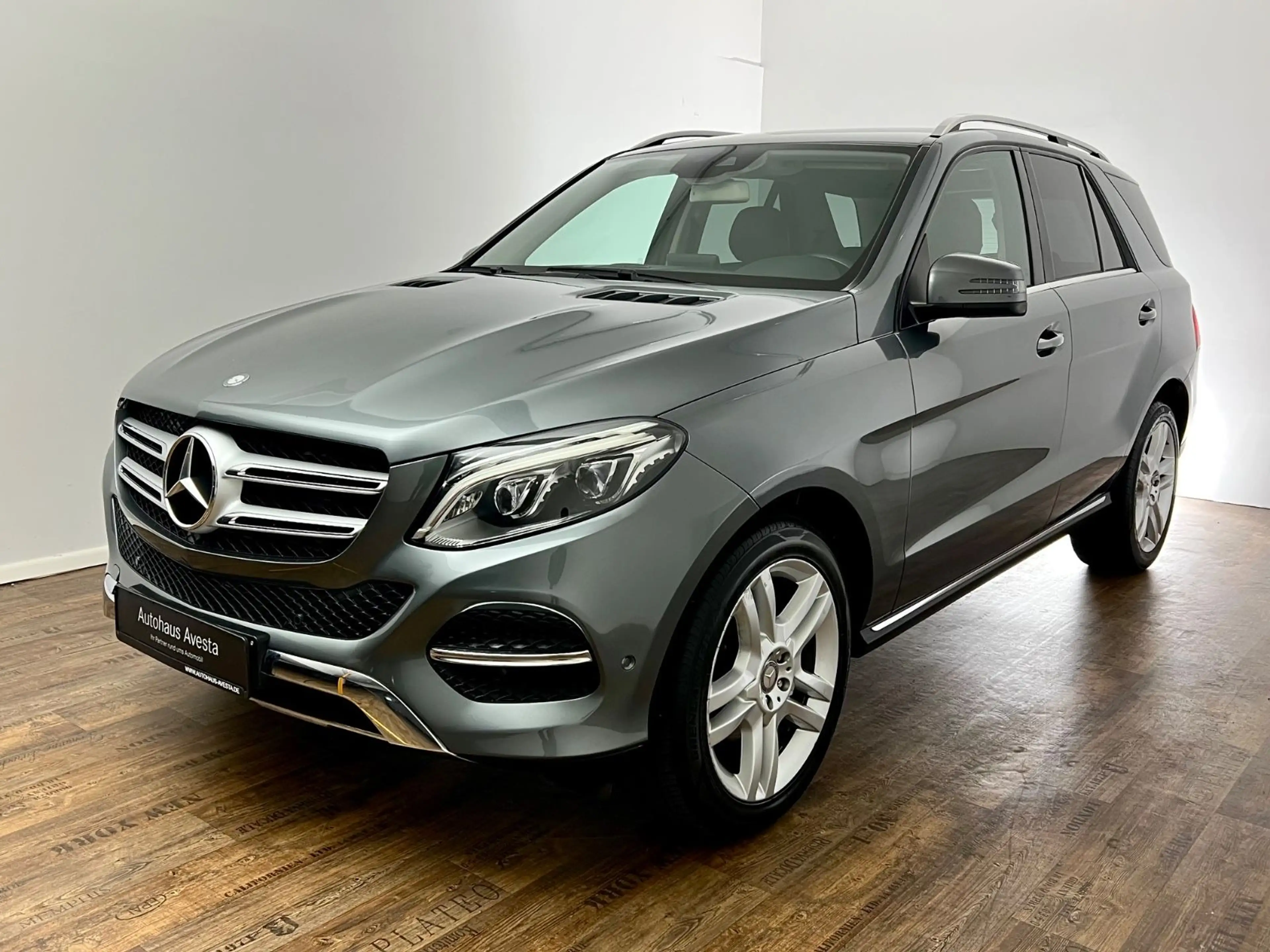 Mercedes-Benz GLE 250 GLE / 4x4 / GARANTIE / 1.HAND / LED / ILS/