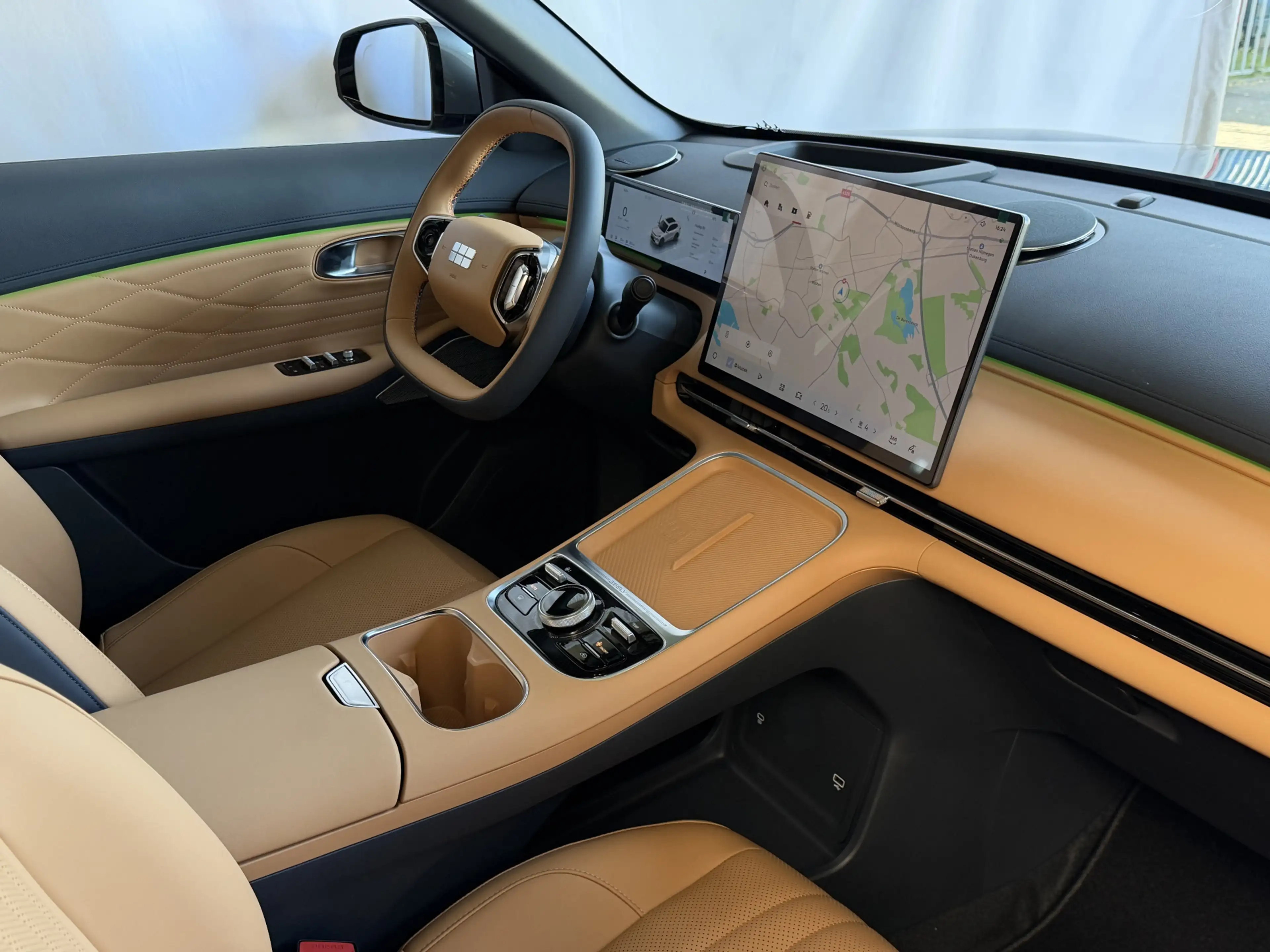 Geely Starray EM-i MAX+ PHEV LONG RANGE 09/2026 BRUIN LEER | 29,8 kWh — photo 32