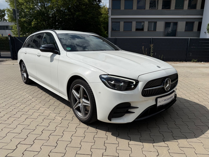 Mercedes-Benz E 200 T-Modell AMG Line·49tkm·SH·2.Hd·AHK·Navi