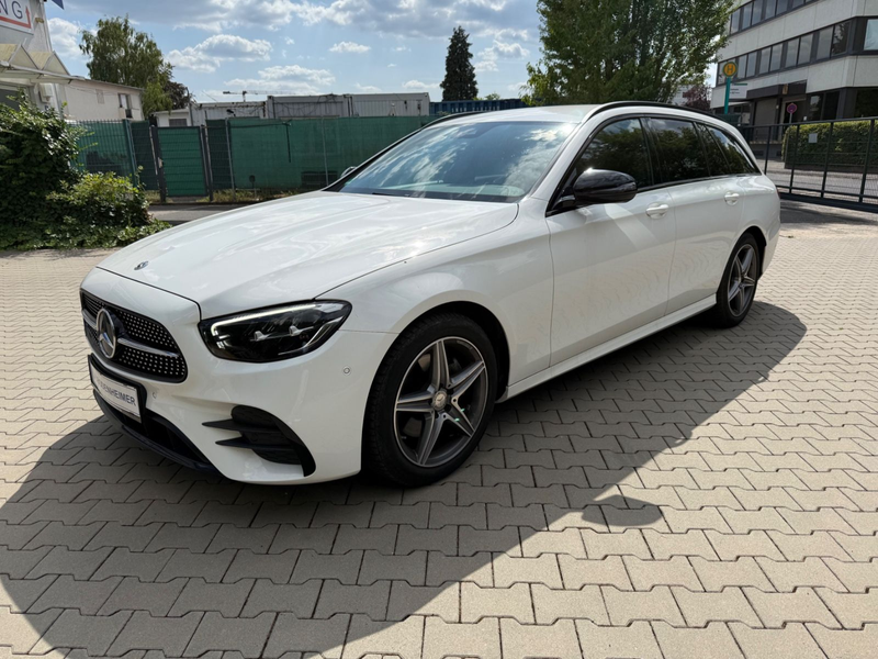 Mercedes-Benz E 200 T-Modell AMG Line·49tkm·SH·2.Hd·AHK·Navi — photo 3