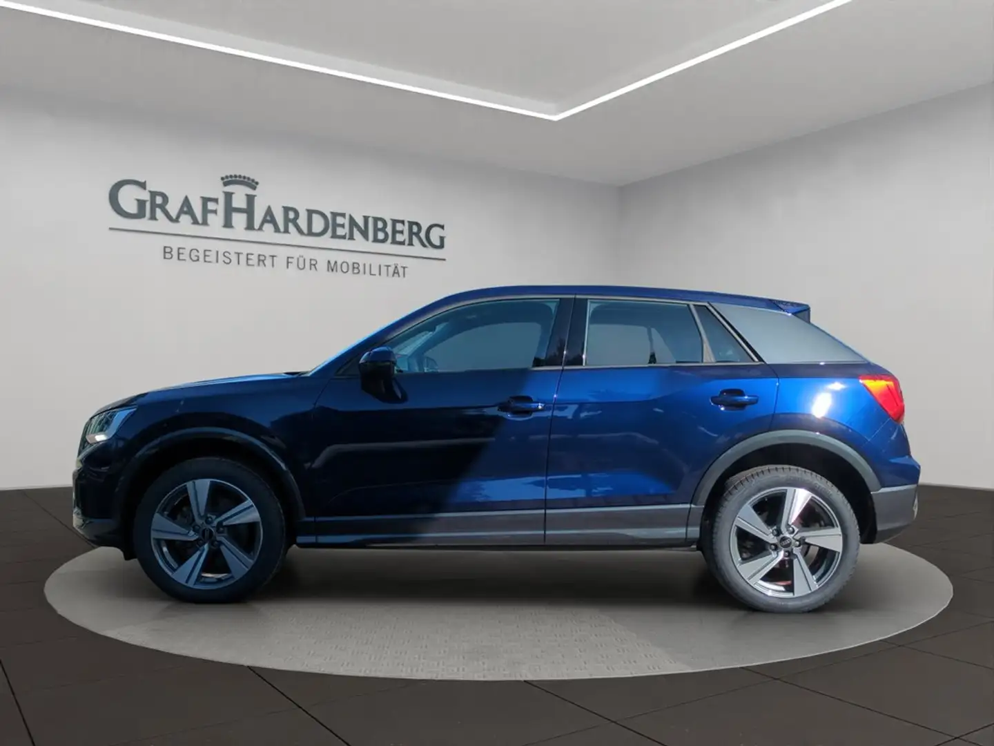 Audi Q2 Advanced 40TFSI Quattro S-Tr. Navi Leder ACC Blau - 2