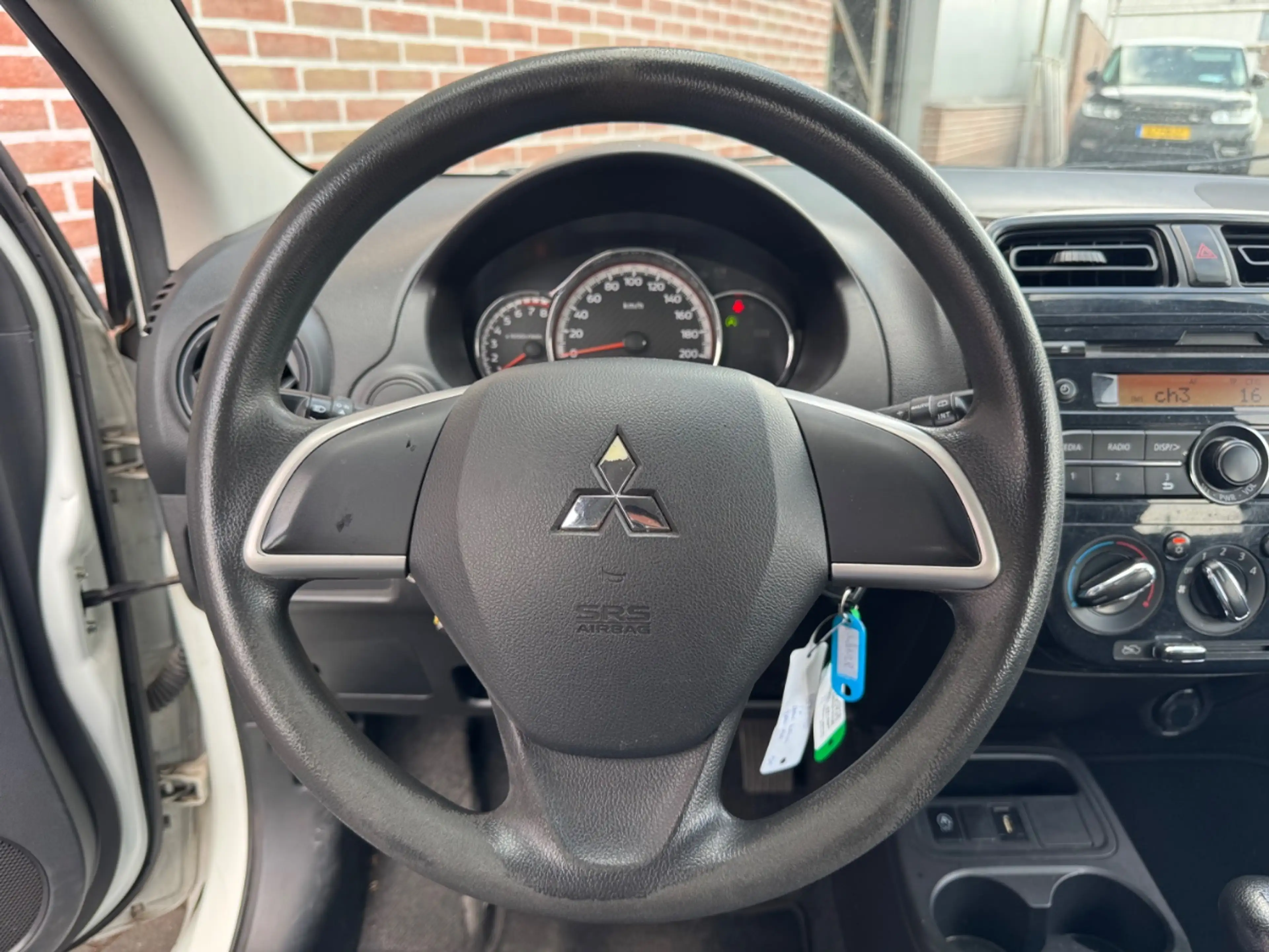 Mitsubishi Space Star 1.0 | Cool+ 5-Drs | Airco — photo 13